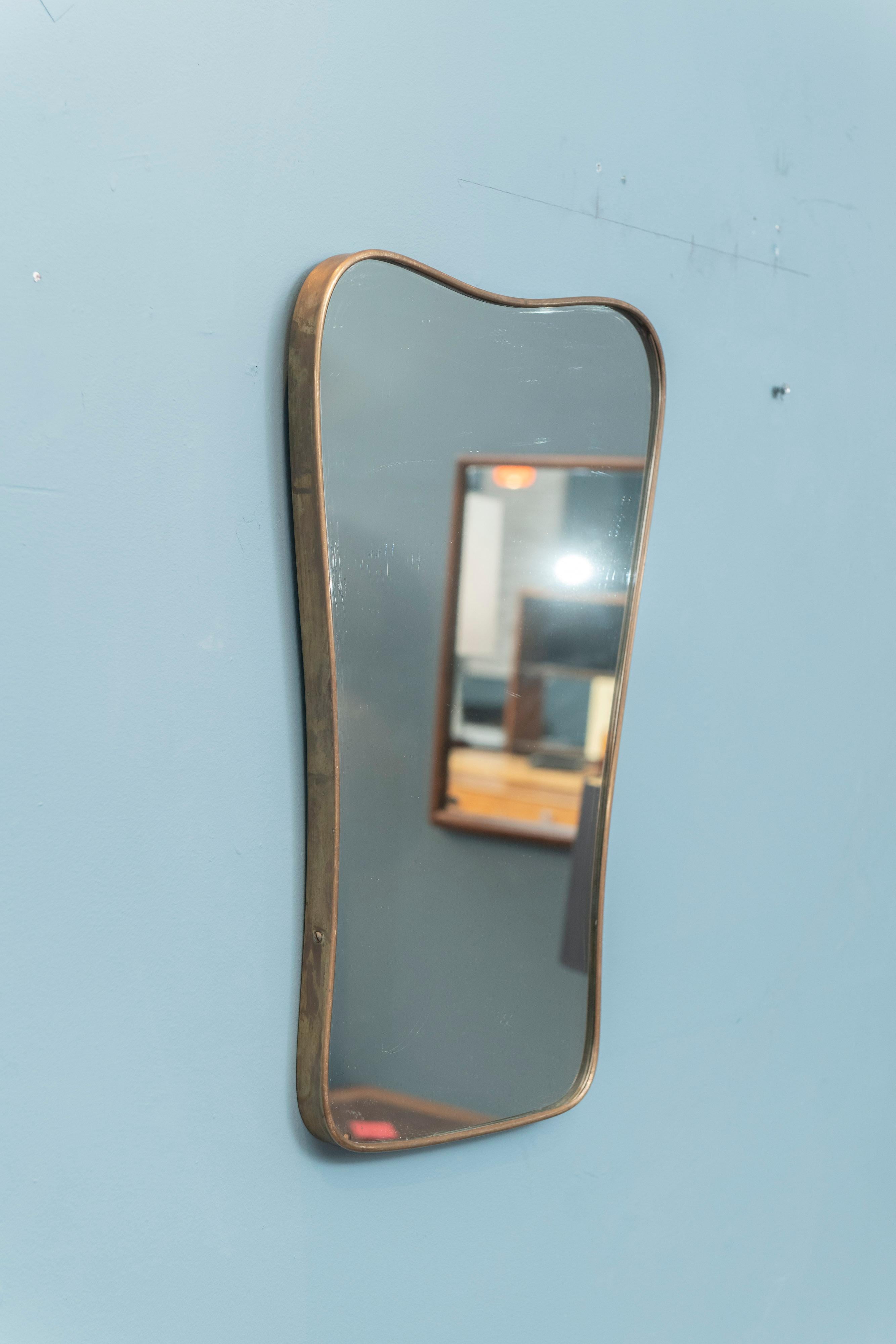 Italian Mid-Century Modern Brass Wall Mirror For Sale 2