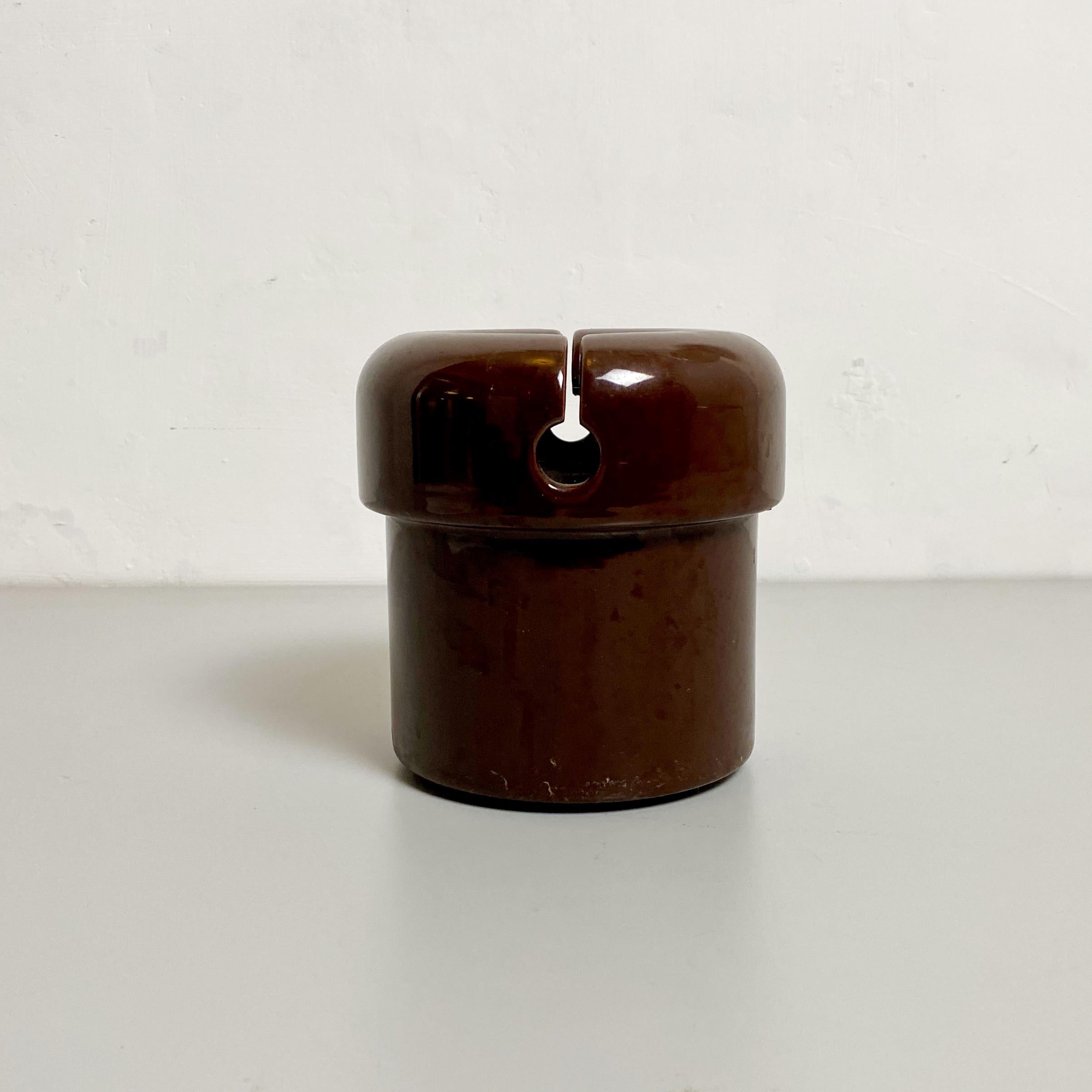 Italian Mid-Century Modern Brown Ceramic Vase by Lineareorm, 1960s For Sale 3