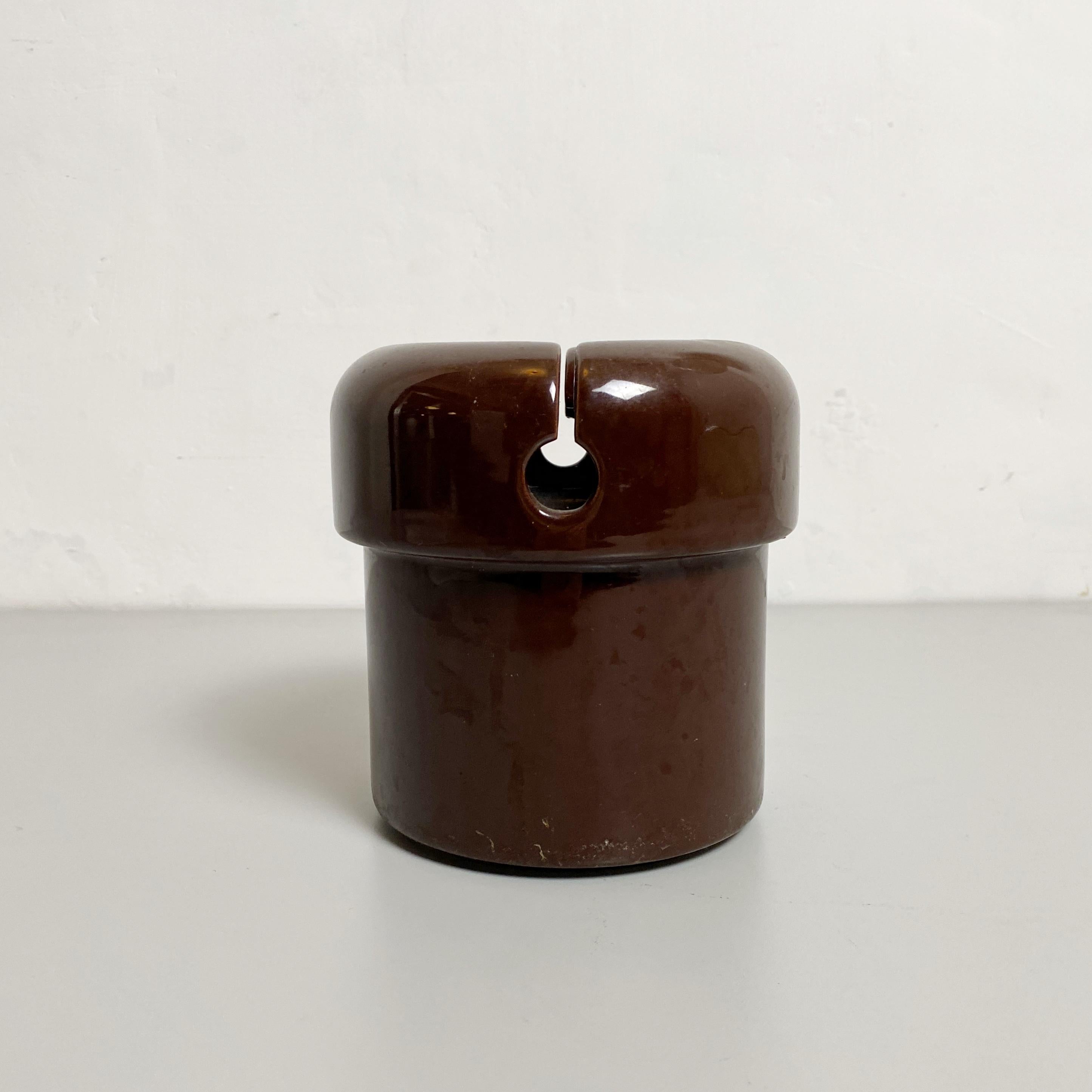 Italian Mid-Century Modern Brown Ceramic Vase by Lineareorm, 1960s For Sale 4