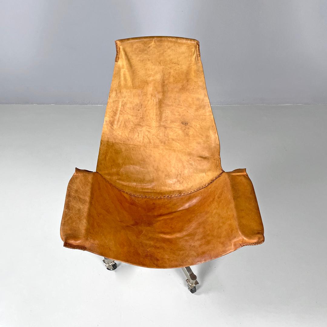 Italian mid-century modern brown leather swivel chairs with wheels, 1950s For Sale 1