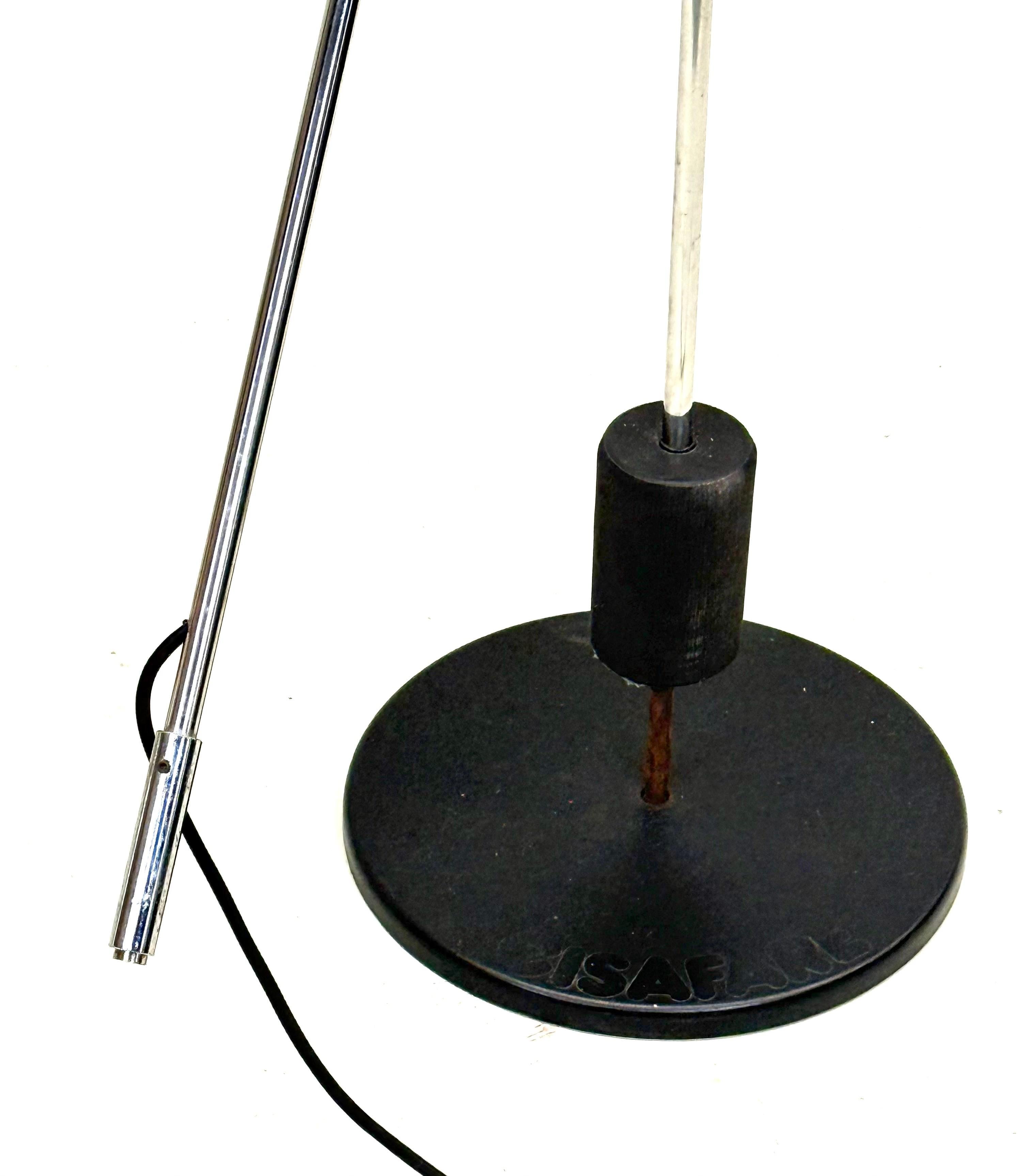 Lampada da terra a sbalzo e con contrappeso della metà del secolo scorso, 1975 ca. in vendita 7