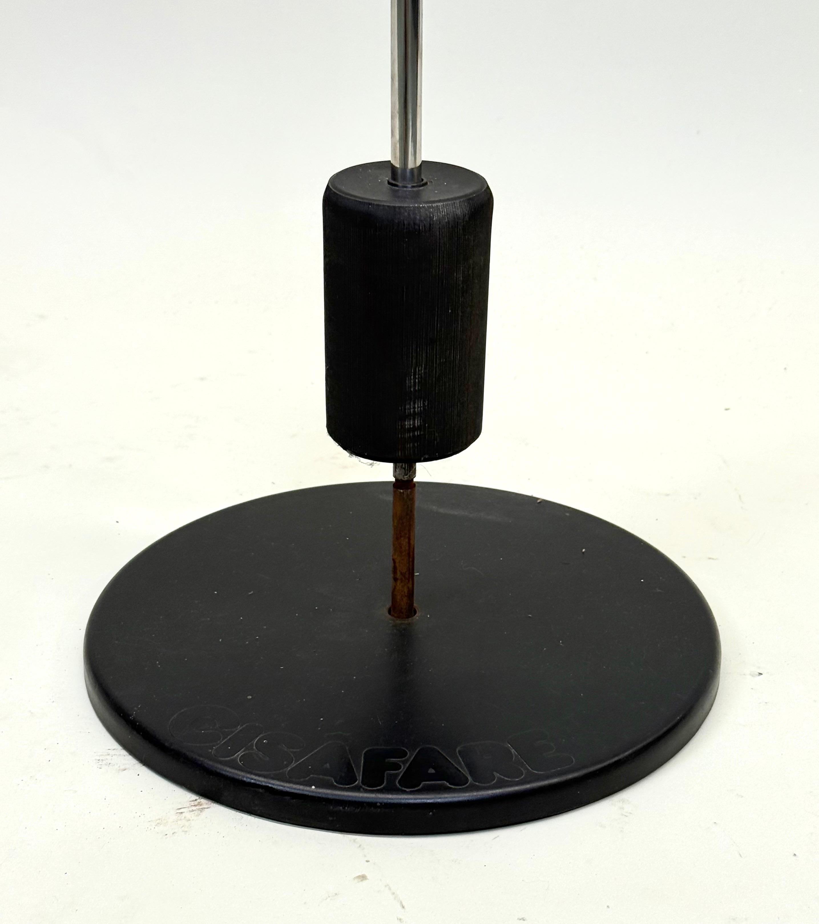 Lampada da terra a sbalzo e con contrappeso della metà del secolo scorso, 1975 ca. in vendita 8