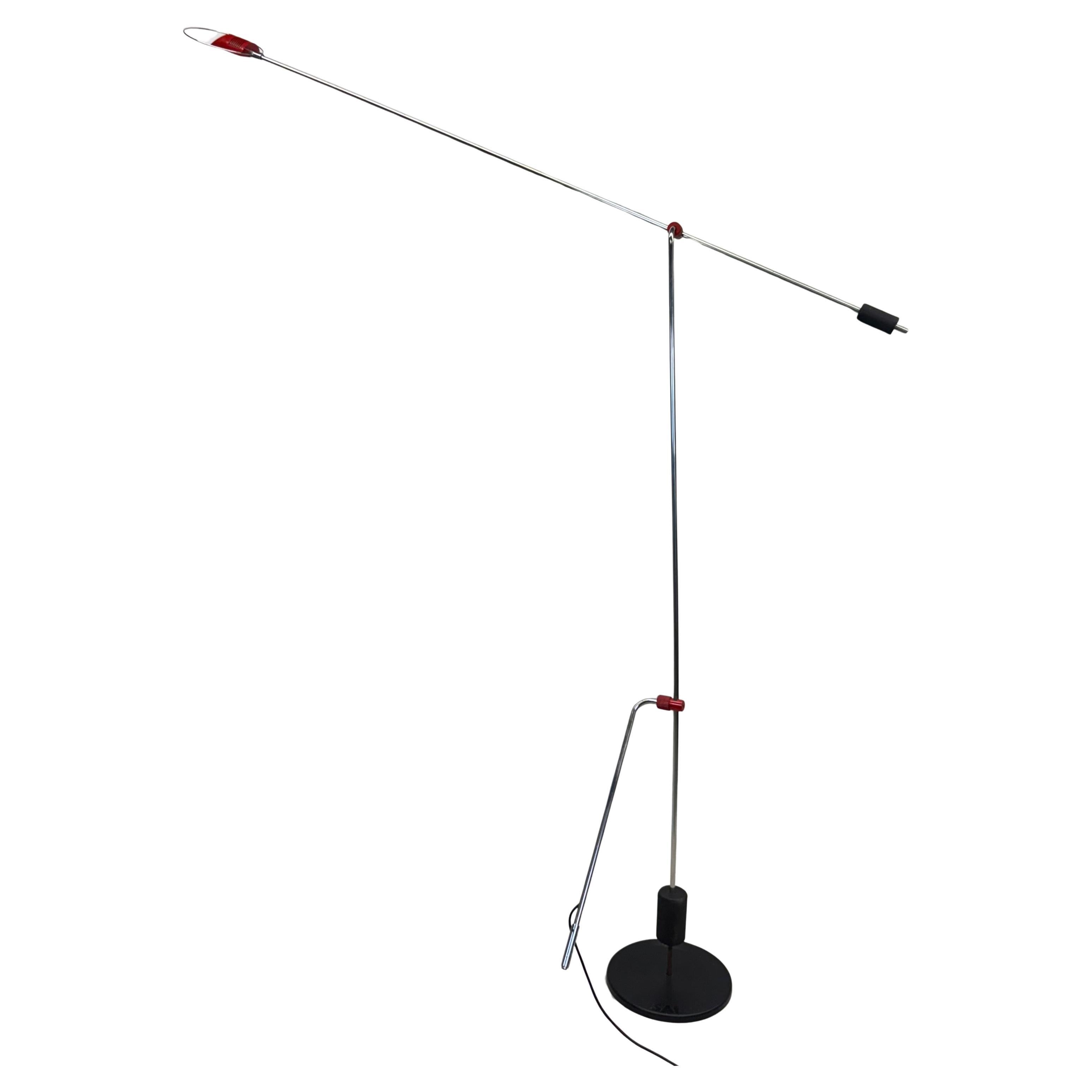Lampada da terra a sbalzo e con contrappeso della metà del secolo scorso, 1975 ca. in vendita