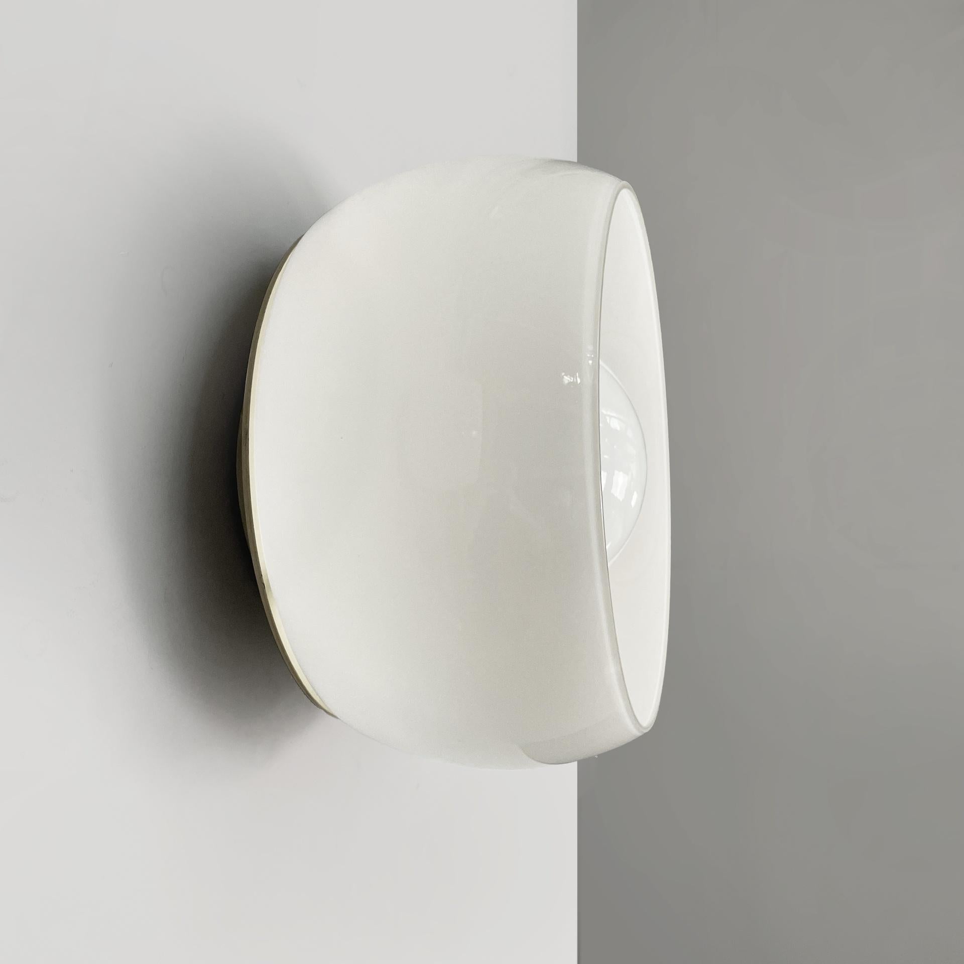 Fine XX secolo Lampade da soffitto italiane di metà secolo moderno Omega di Artemide Magistretti, anni '70 in vendita