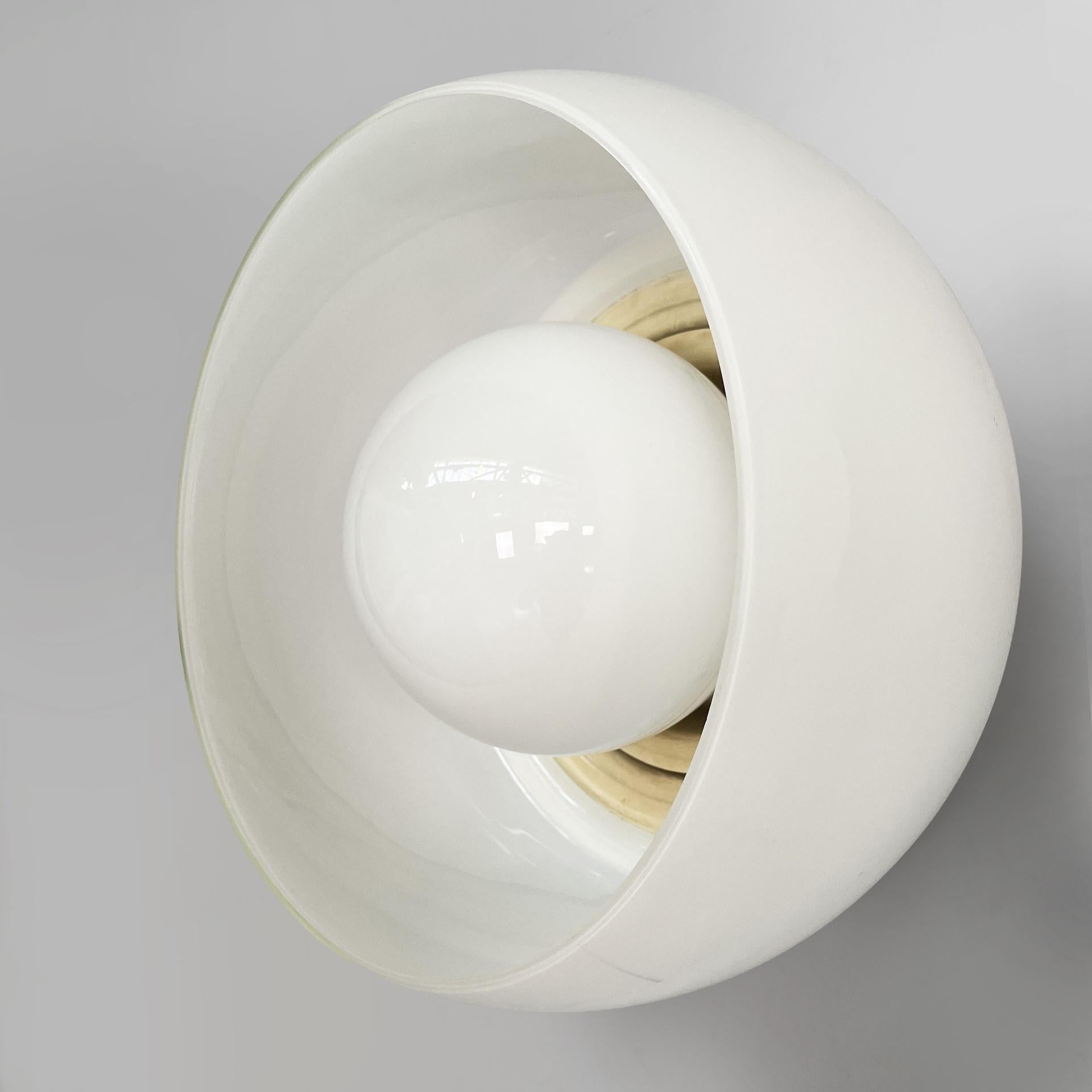 Metallo Lampade da soffitto italiane di metà secolo moderno Omega di Artemide Magistretti, anni '70 in vendita