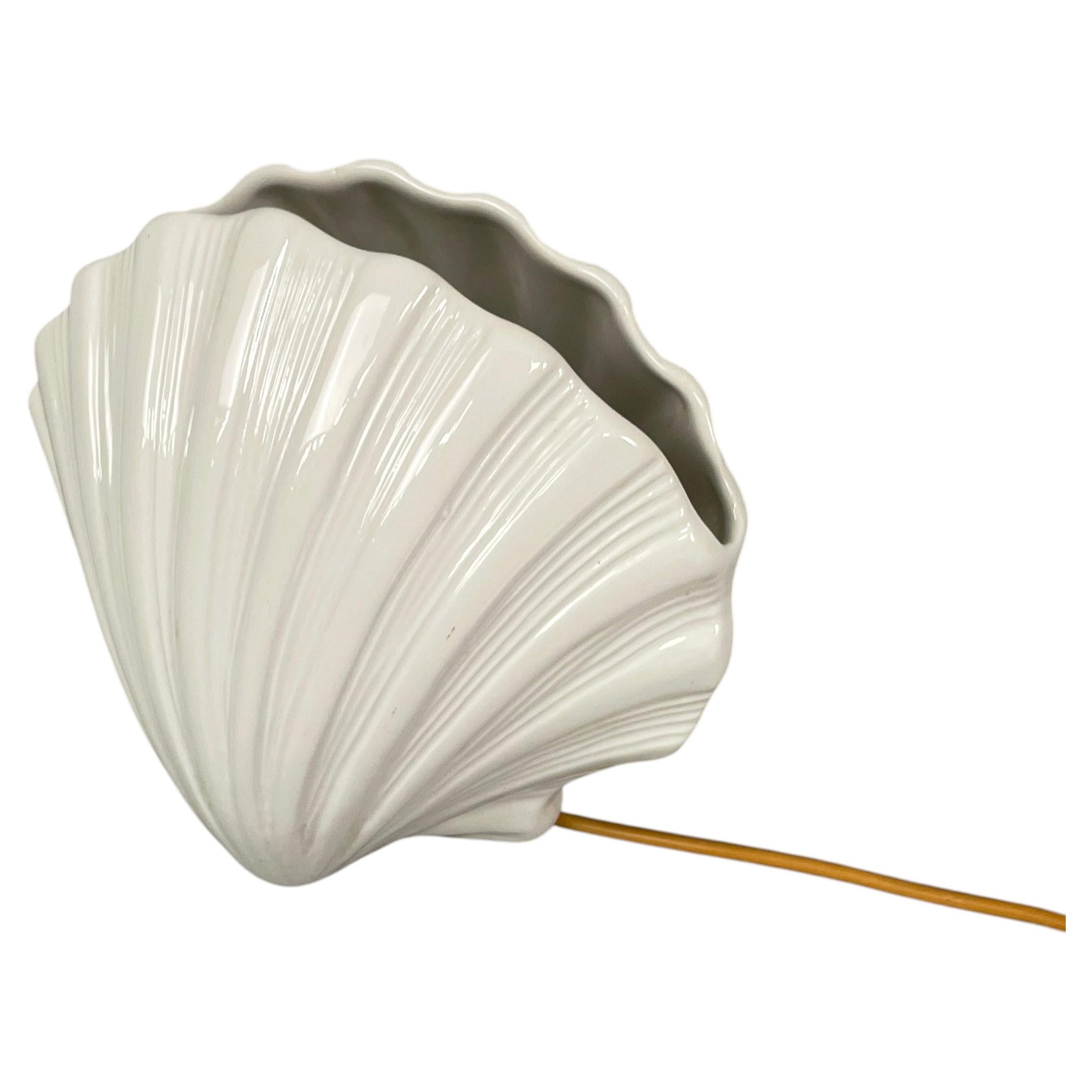 Italian mid-century modern ceramic shells table lamp by Este Ceramiche, 1960s For Sale
