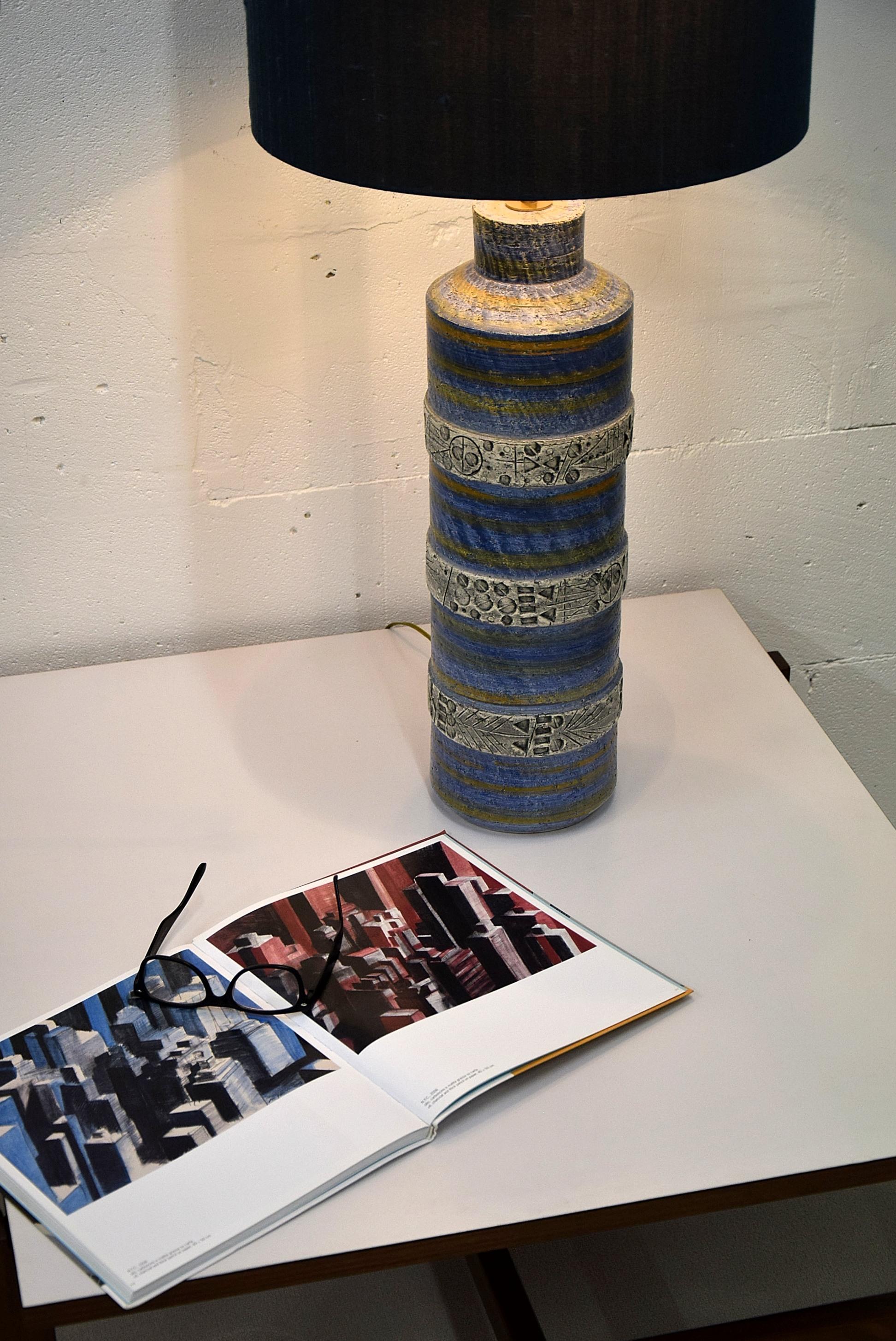Italian Mid-Century Modern Ceramic Table Lamp by Aldo Londi for Bitossi 4