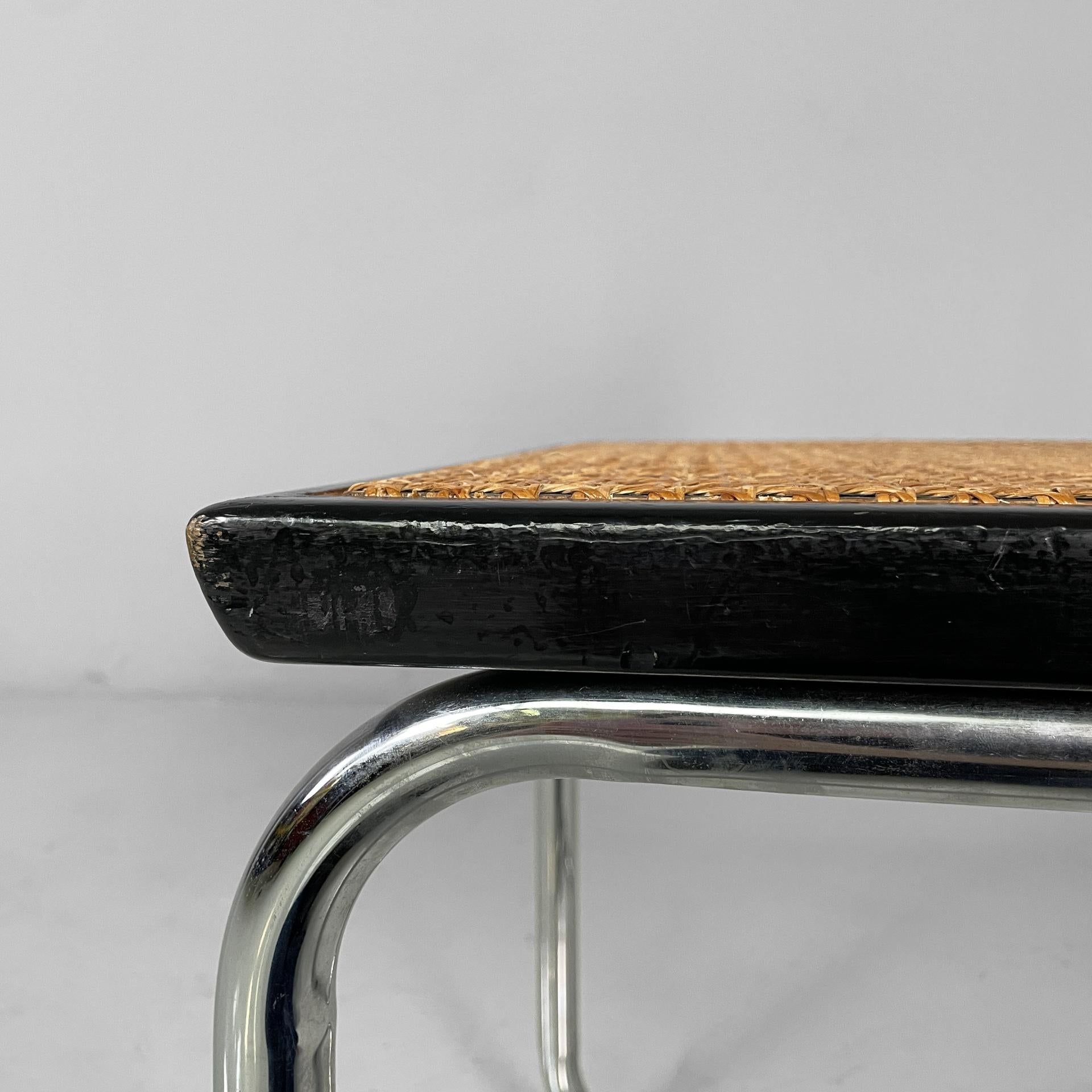 Sedia moderna italiana di metà secolo in legno nero, paglia e acciaio, anni '60 in vendita 6