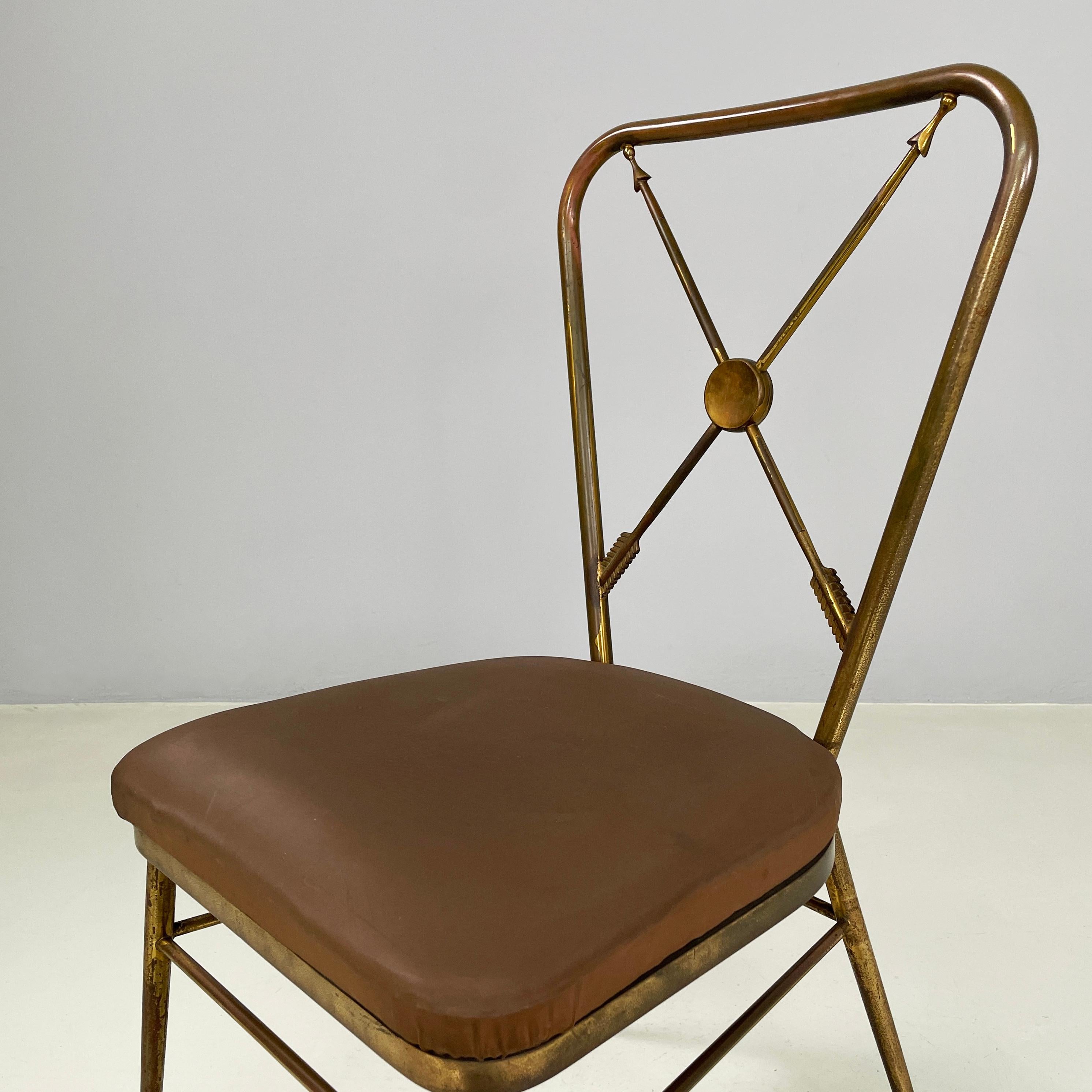 Sedia italiana di metà secolo in ottone e tessuto marrone, anni '50 In condizioni discrete in vendita a MIlano, IT