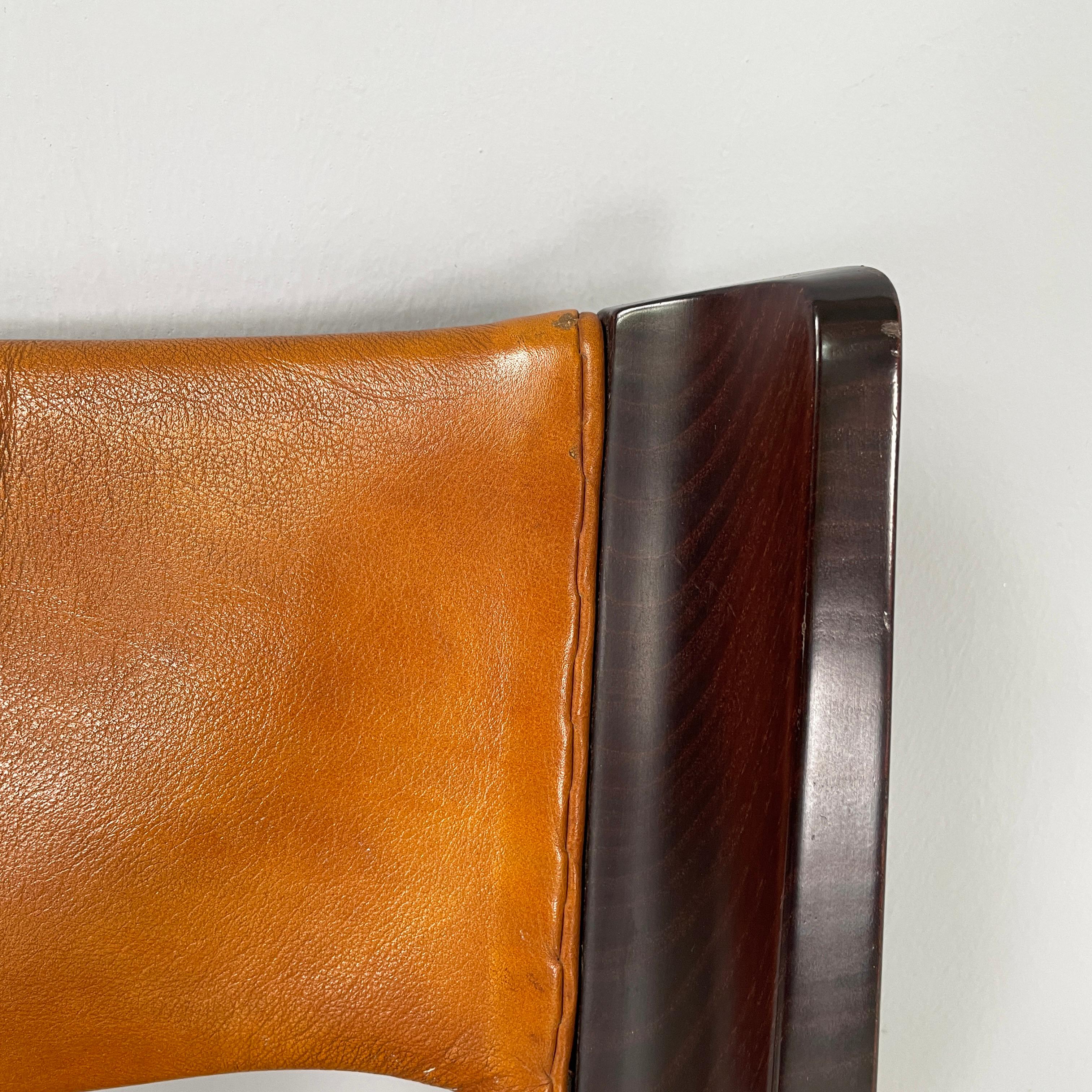 Italian mid-century modern Chair in brown leather and dark wood, 1960s 10