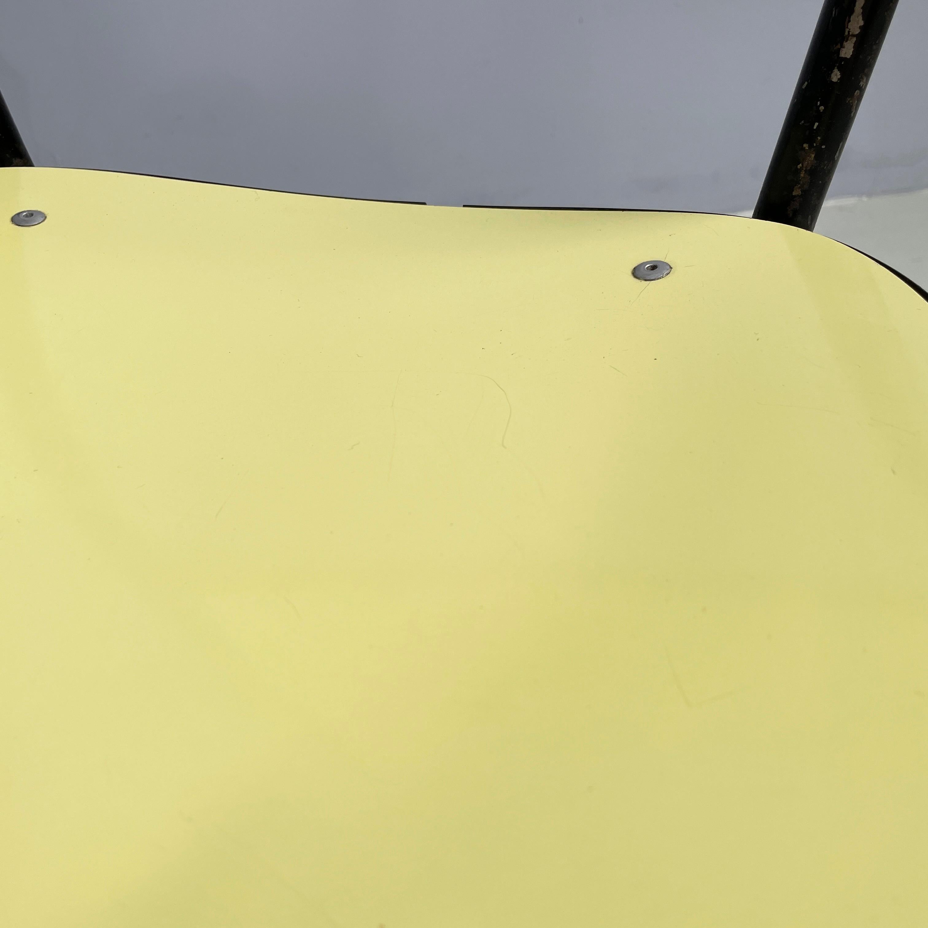 Italian mid-century modern Chair in light yellow laminate and black metal, 1960s For Sale 8