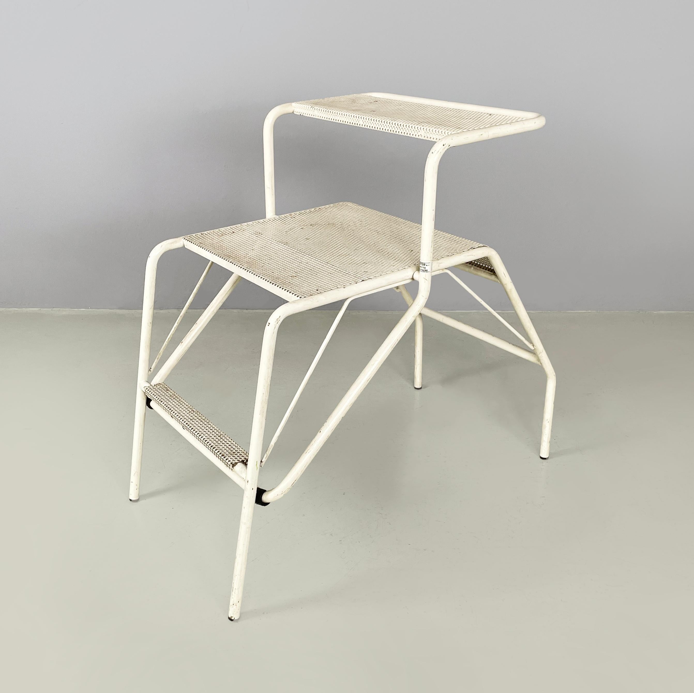 Mid-Century Modern Italian mid-century modern Chair turn in to stairs in white metal, 1960s
