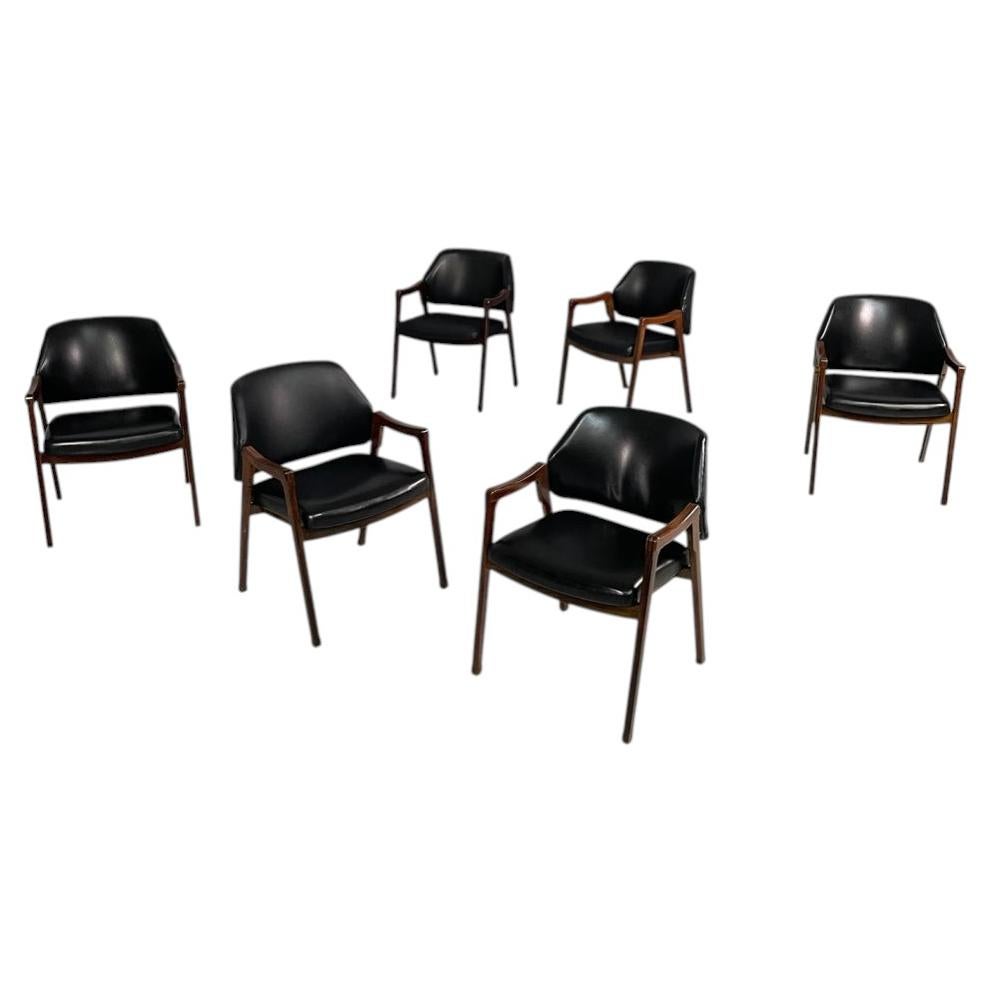 Italian mid-century modern chairs 814 by Ico and Luisa Parisi for Cassina, 1960s For Sale