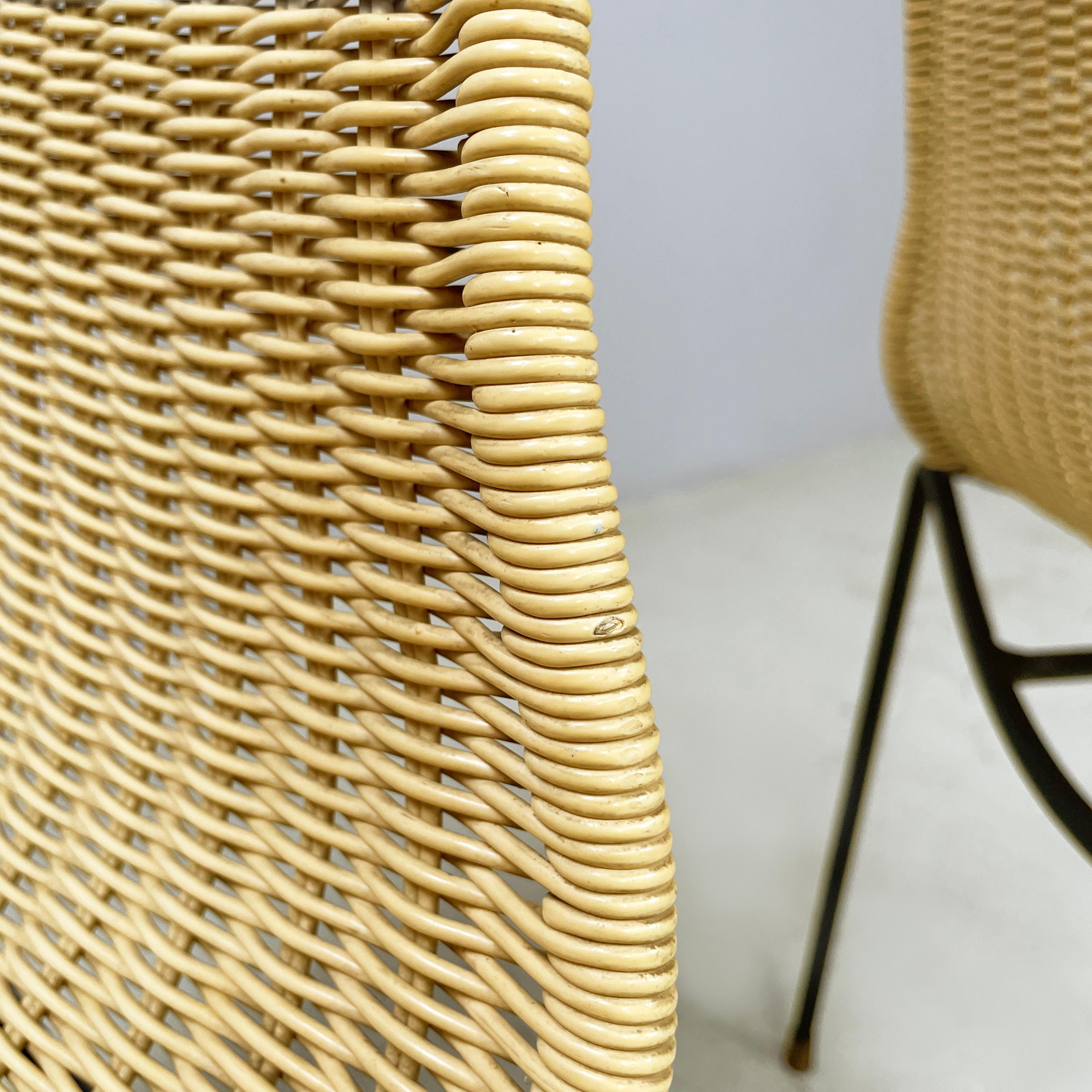 Italian mid-century modern Chairs Du 40 by Gastone Rinaldi for Rima, 1960s For Sale 4