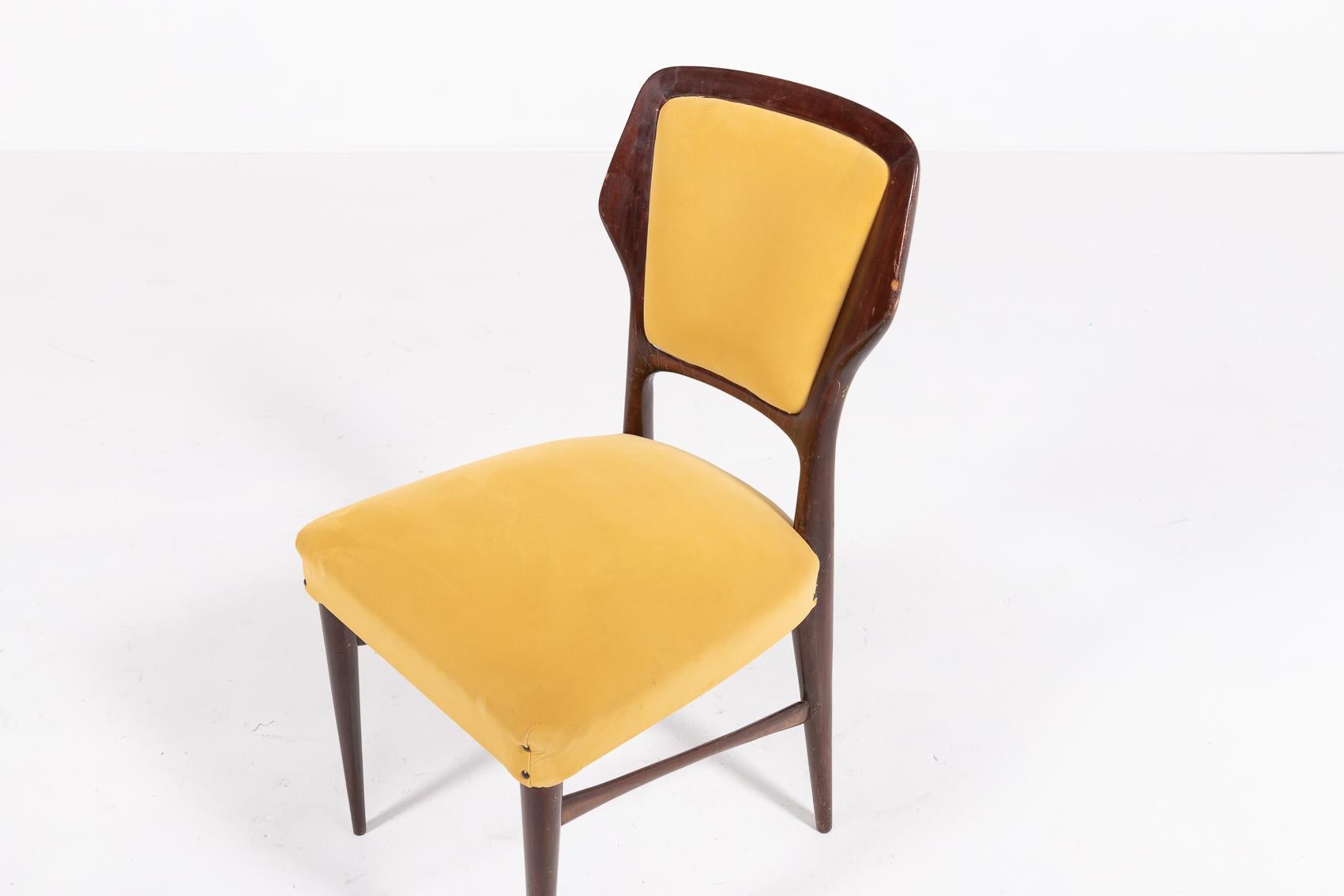 Chaises italiennes modernes du milieu du siècle dernier de Vittorio Dassi, années 1960 en vente 1