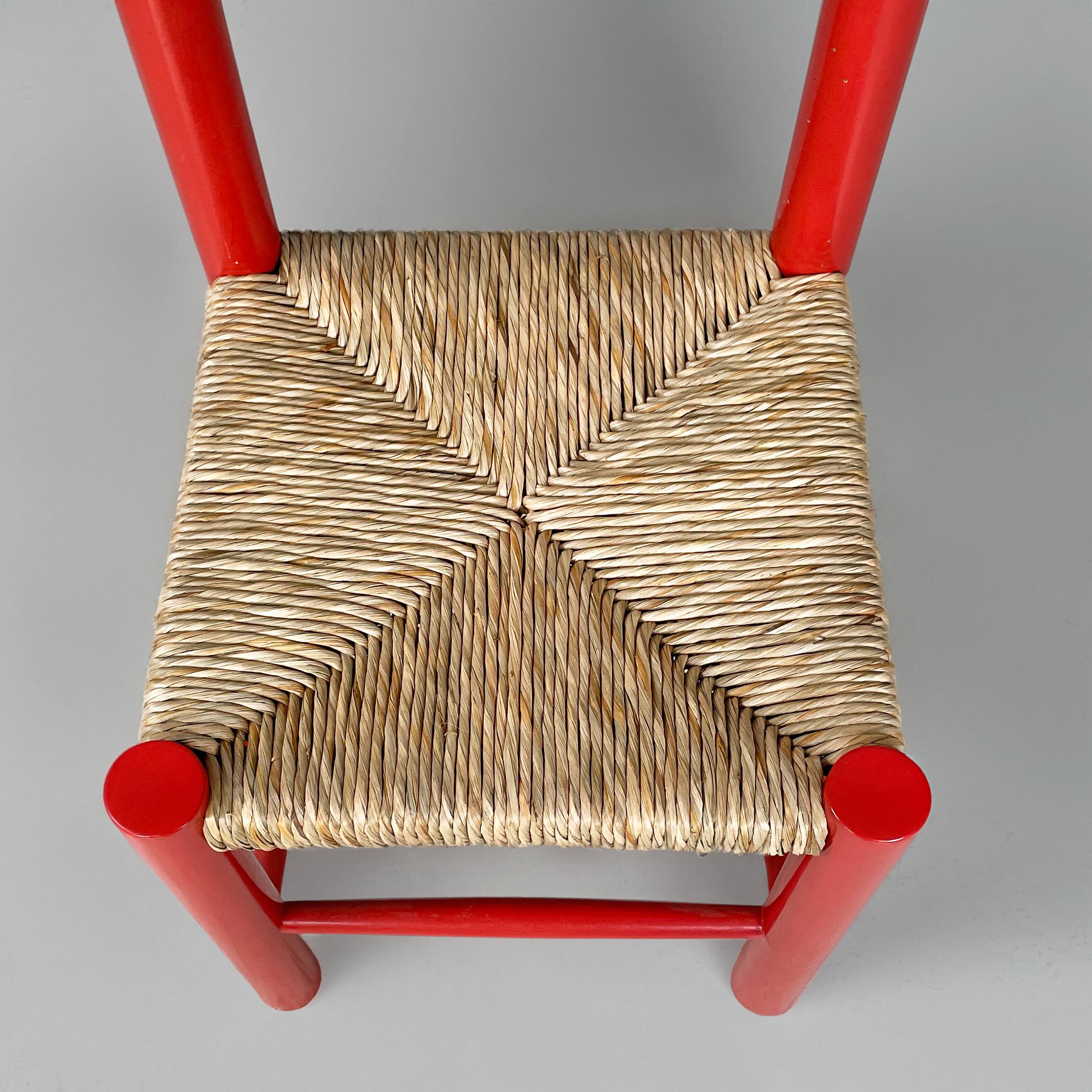 Italian mid-century modern chairs in red wood and straw, 1970s For Sale 5