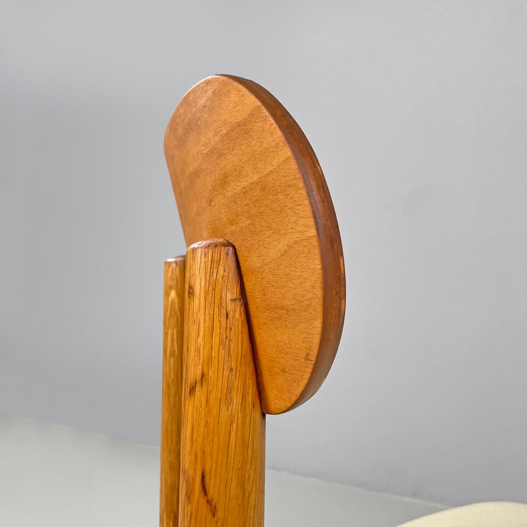 Sedie italiane di metà secolo moderno in legno e tessuto di lino bianco avorio, anni '60 in vendita 4