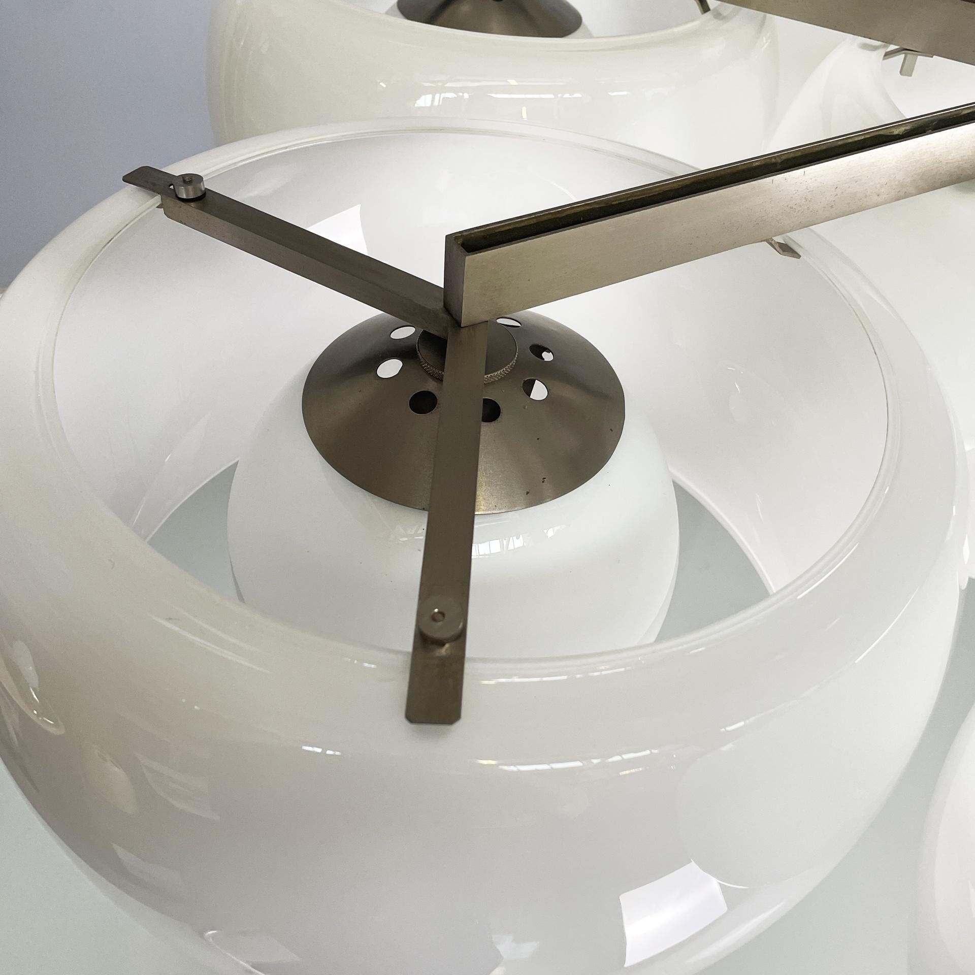 Lampadario italiano di metà secolo moderno Artemide Magistretti, anni '70 in vendita 2