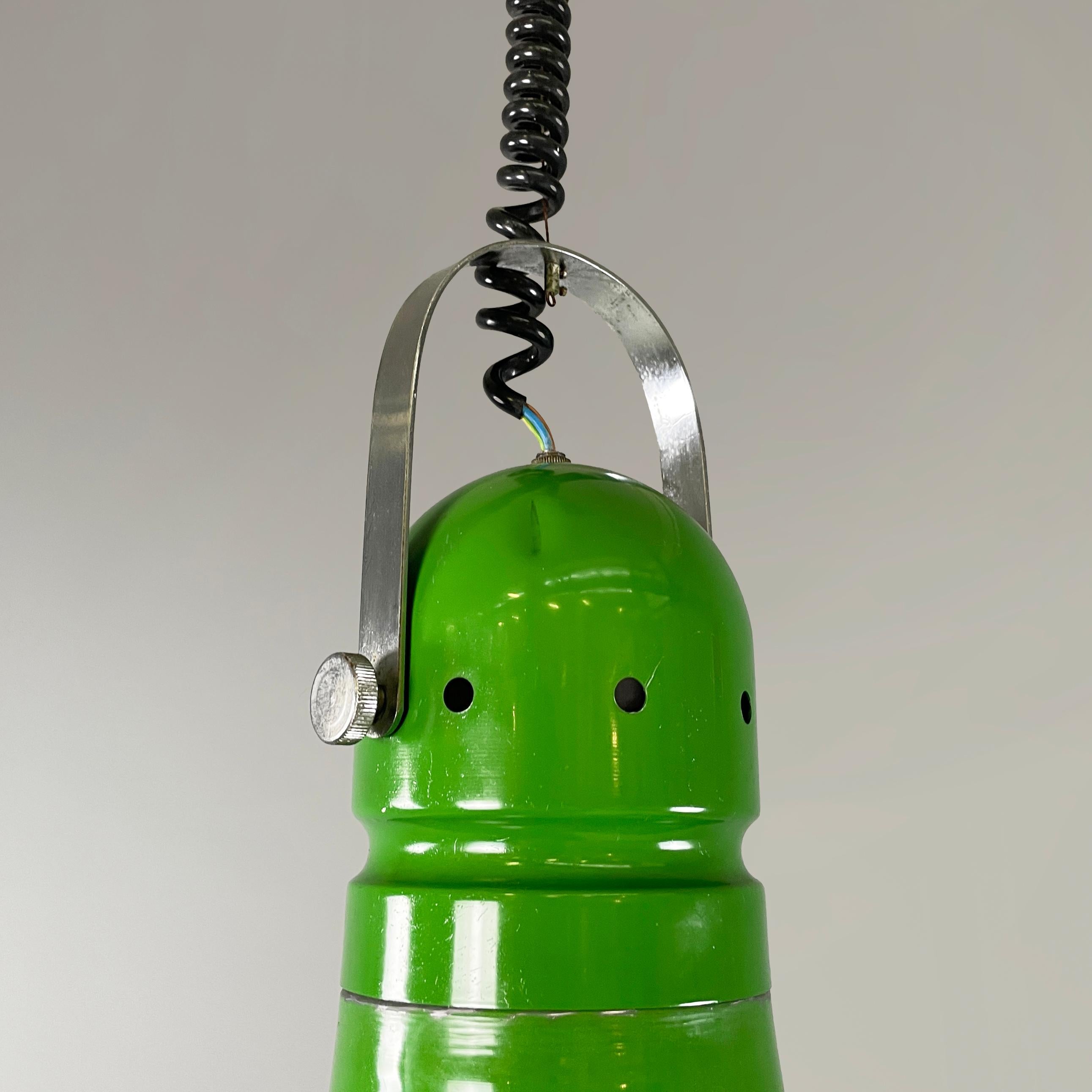 Italian mid-century modern Chandelier in green metal and plexiglass, 1970s For Sale 5