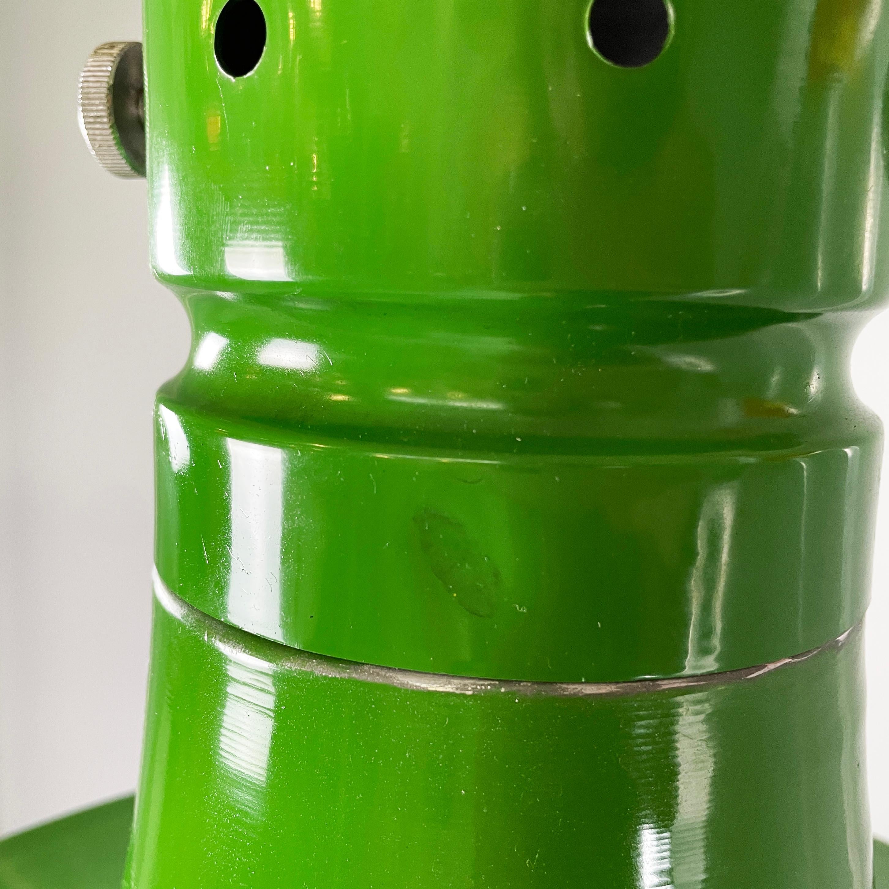 Italian mid-century modern Chandelier in green metal and plexiglass, 1970s For Sale 6