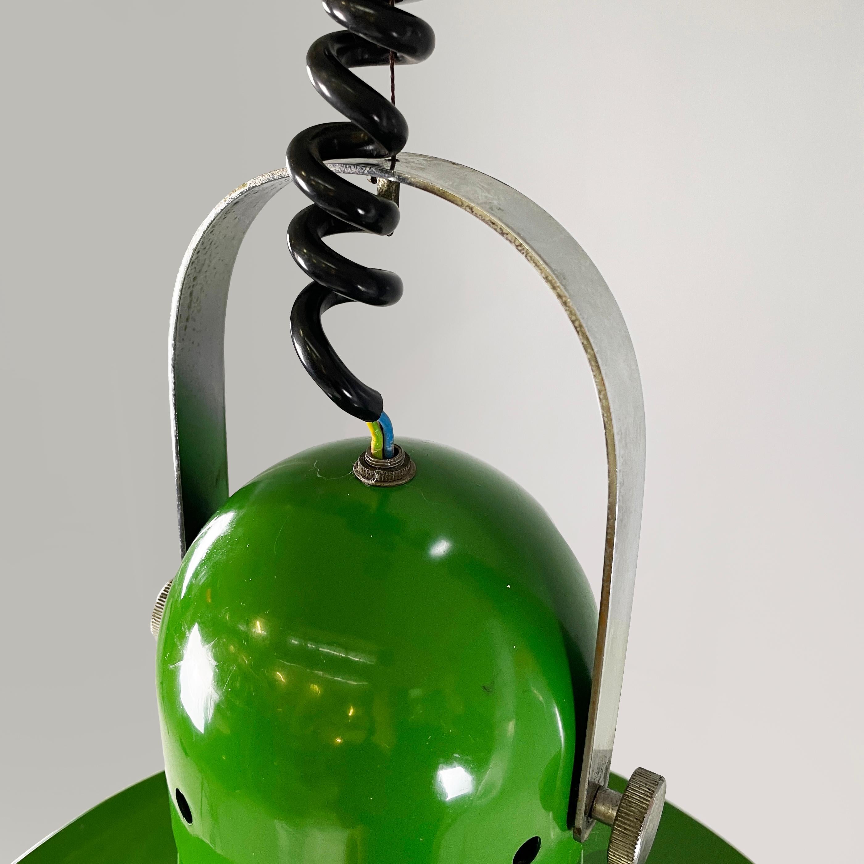 Italian mid-century modern Chandelier in green metal and plexiglass, 1970s For Sale 8