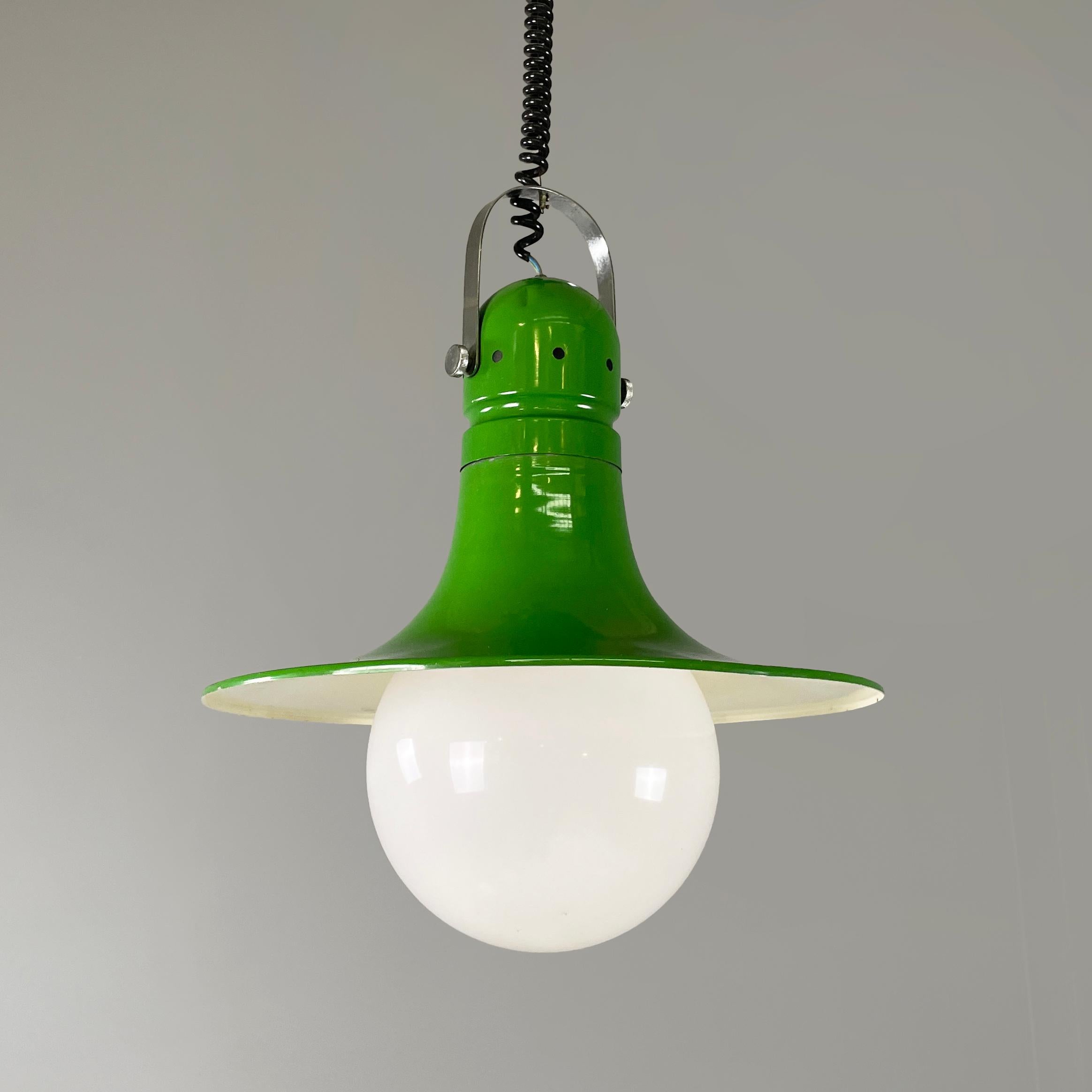 Mid-Century Modern Italian mid-century modern Chandelier in green metal and plexiglass, 1970s For Sale