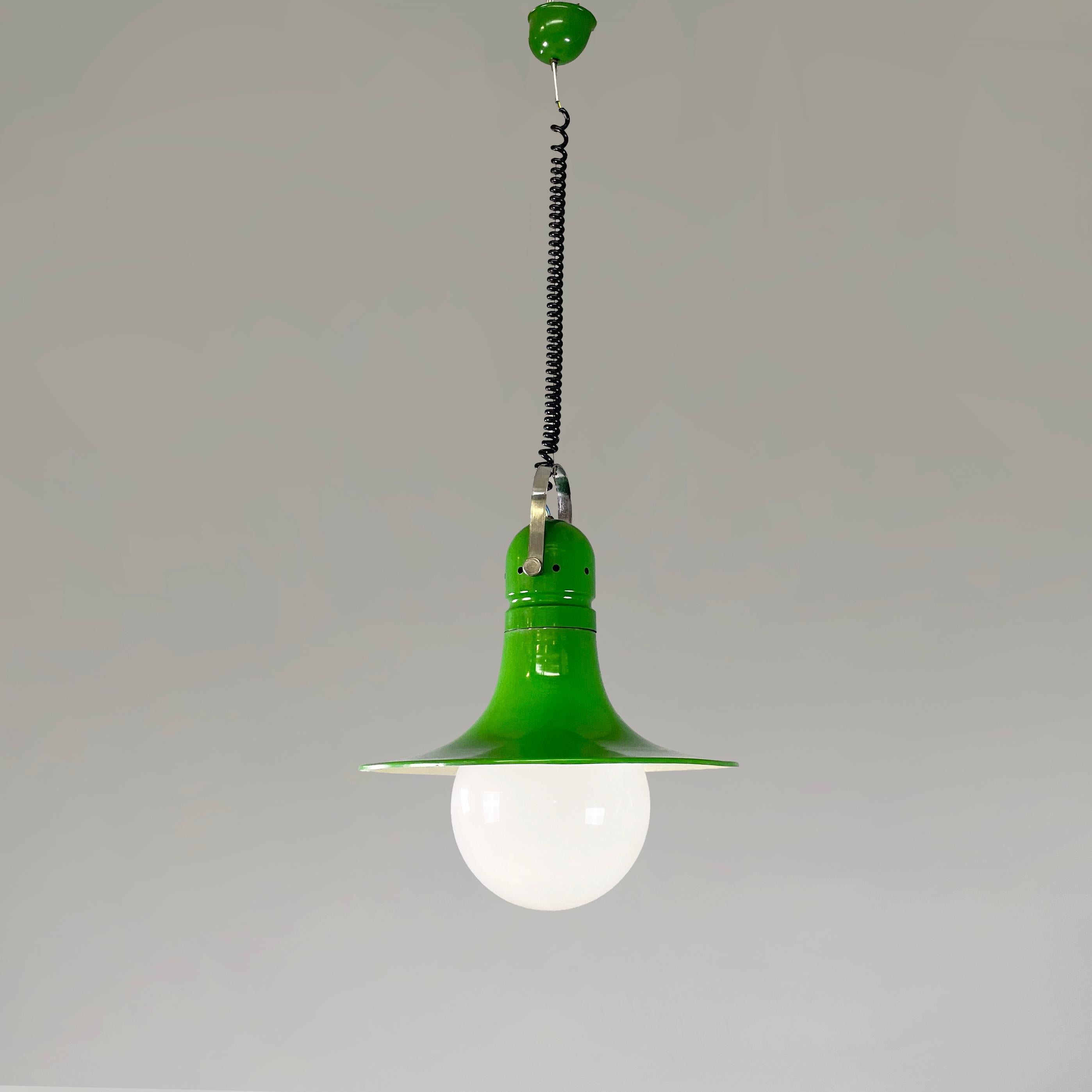 Italian mid-century modern Chandelier in green metal and plexiglass, 1970s In Fair Condition For Sale In MIlano, IT