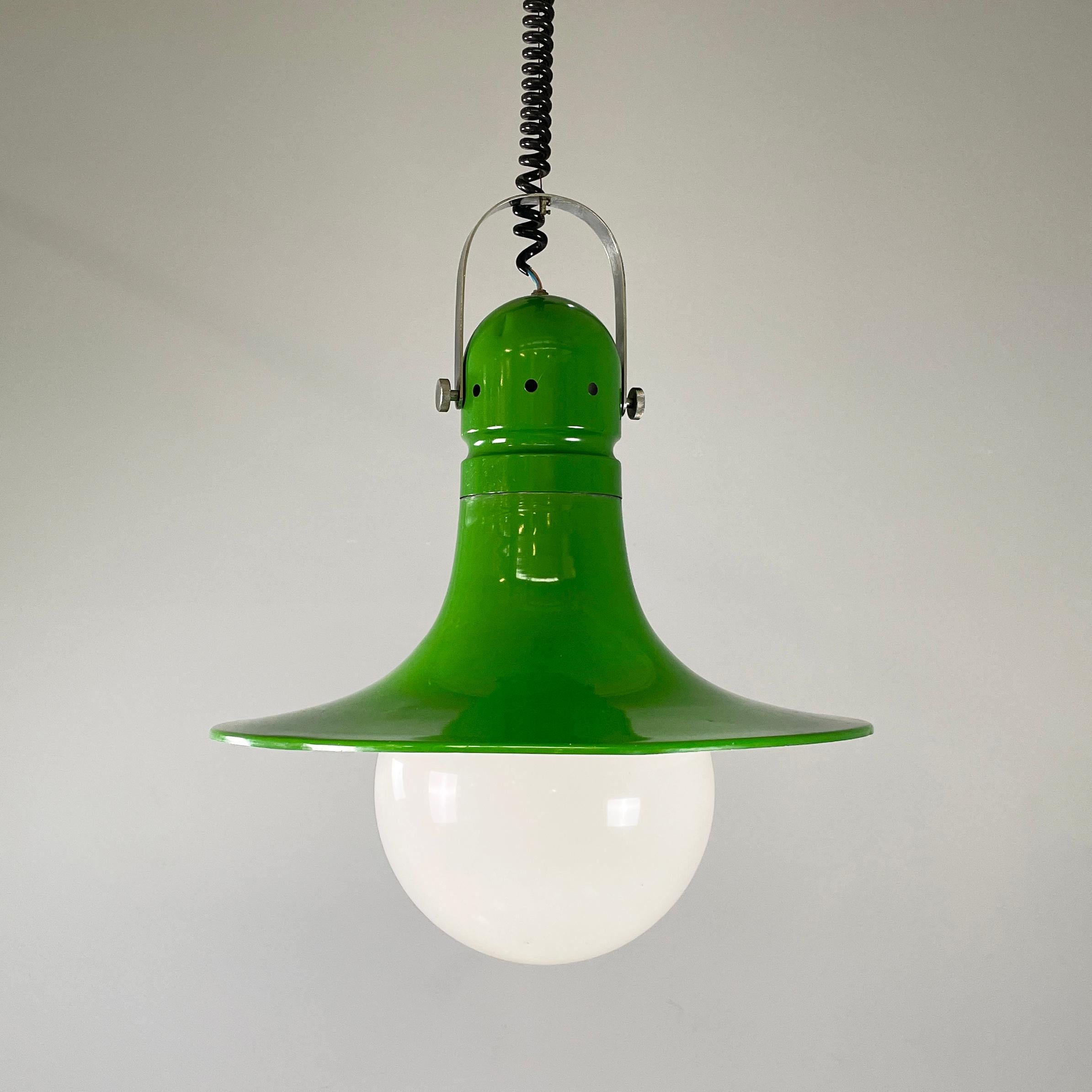 Late 20th Century Italian mid-century modern Chandelier in green metal and plexiglass, 1970s For Sale