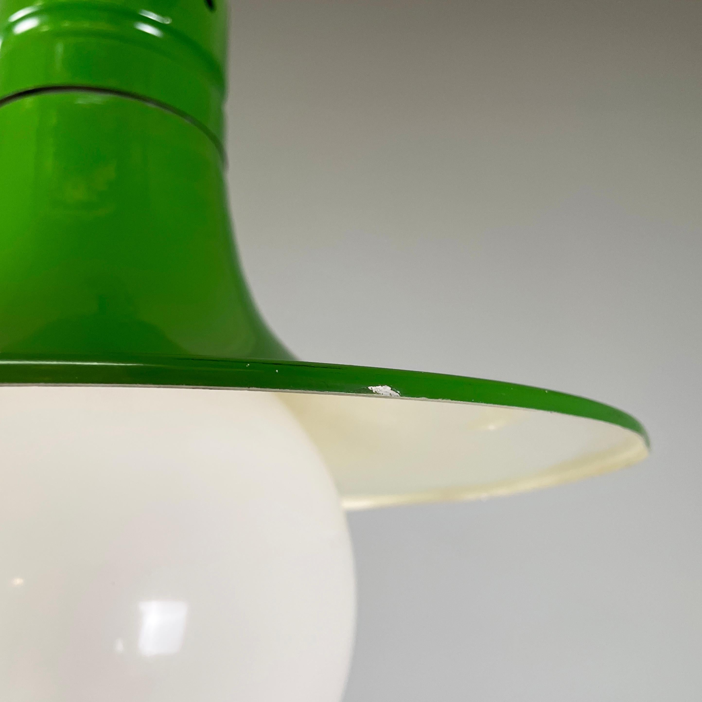 Italian mid-century modern Chandelier in green metal and plexiglass, 1970s For Sale 1