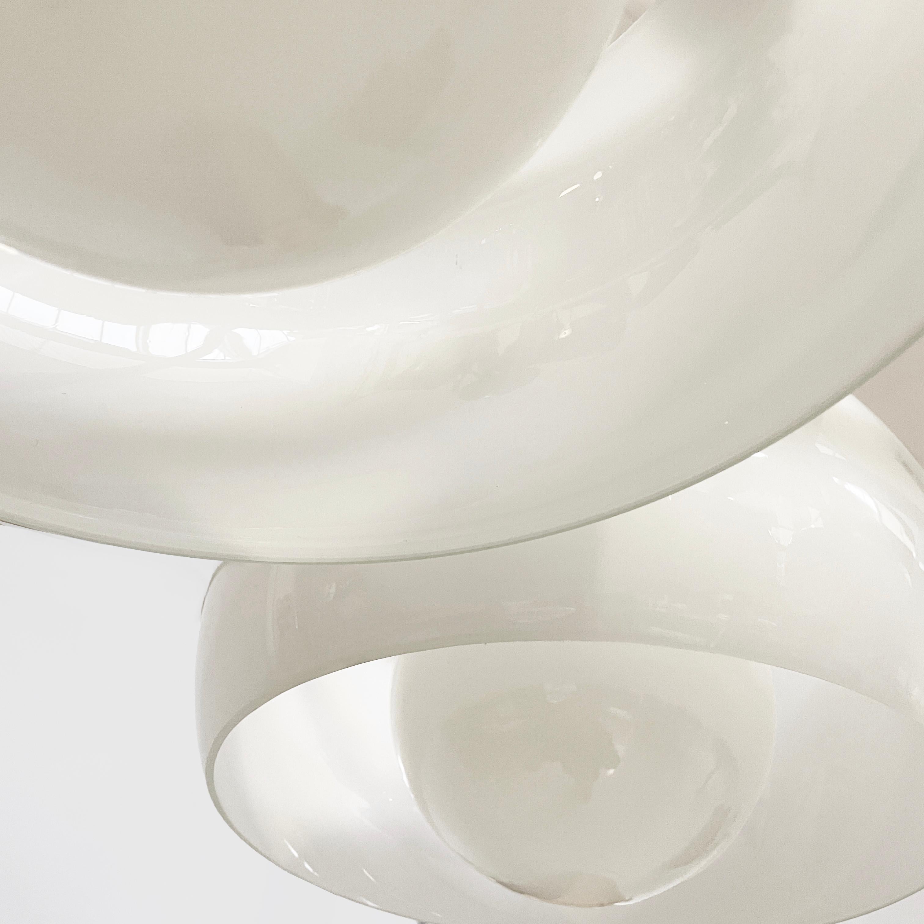 Italian mid-century modern chandelier Pentaclinio by Magistretti Artemide, 1970s For Sale 4