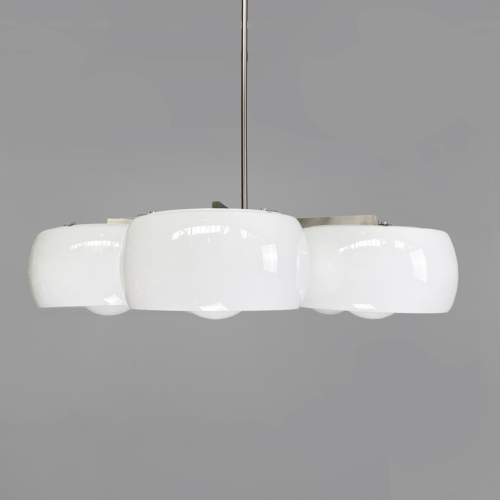 Araña moderna italiana de mediados de siglo Pentaclinio Magistretti Artemide, años 70 Italiano en venta