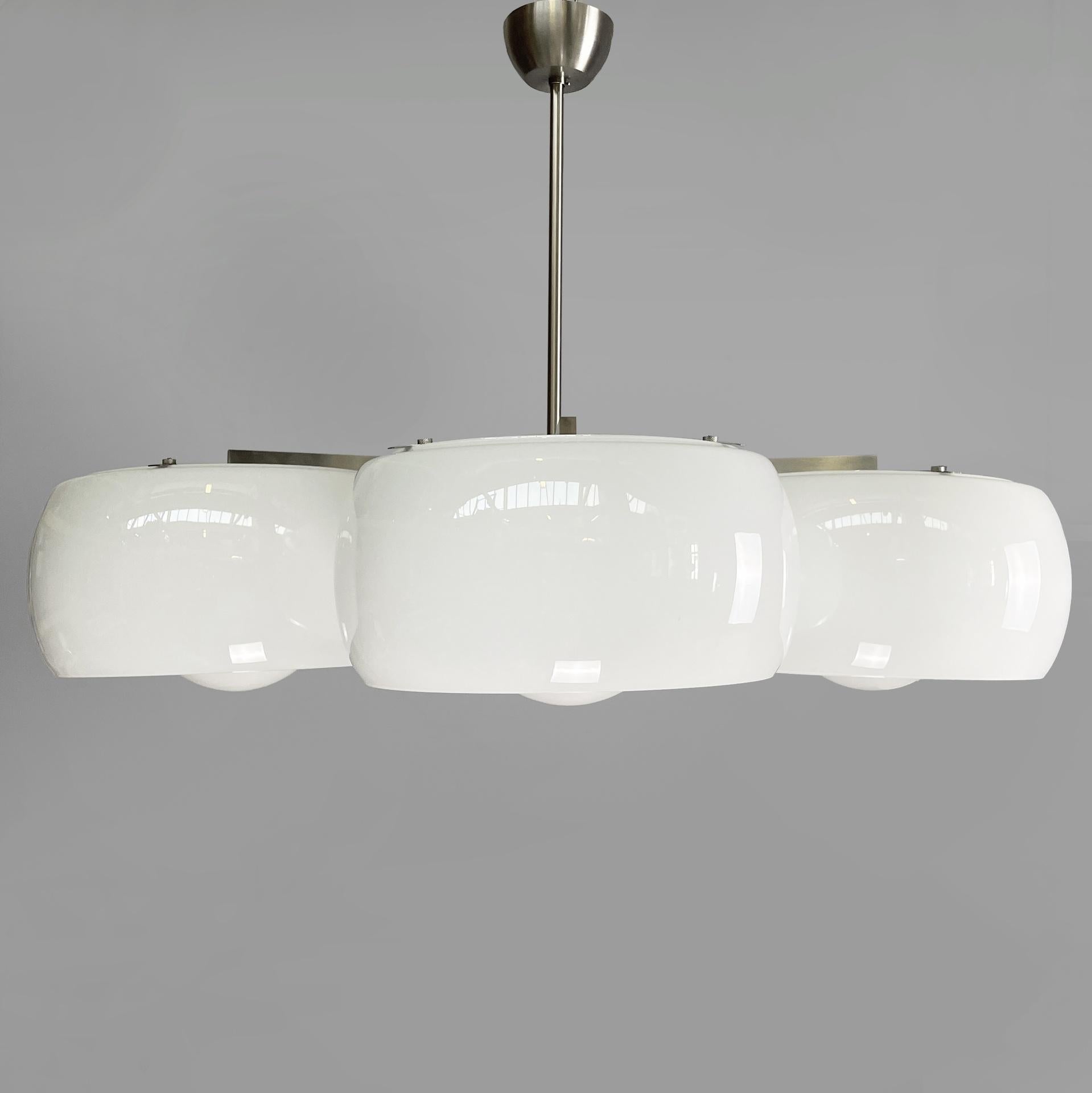 Italienischer Kronleuchter der Mitte des Jahrhunderts Pentaclinio Magistretti Artemide, 1970er Jahre im Zustand „Gut“ im Angebot in MIlano, IT
