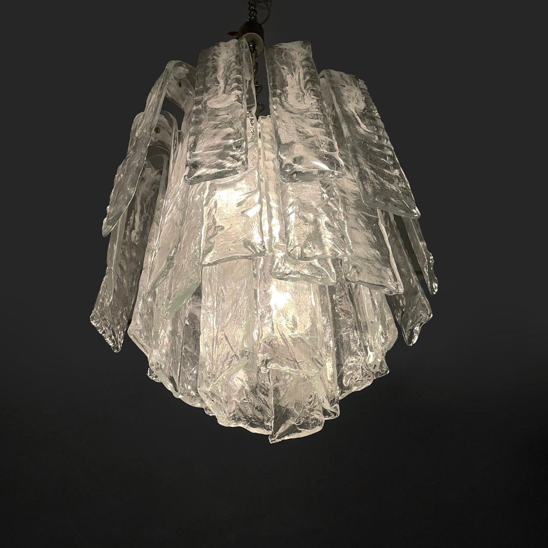 Italian mid-century modern chandelier transparent and white Murano glass, 1960s In Good Condition For Sale In MIlano, IT