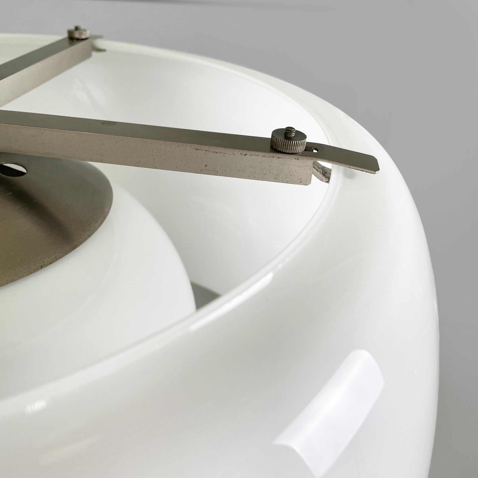 Araña moderna italiana de mediados de siglo Triclinio Magistretti Artemide, años 70 en venta 3