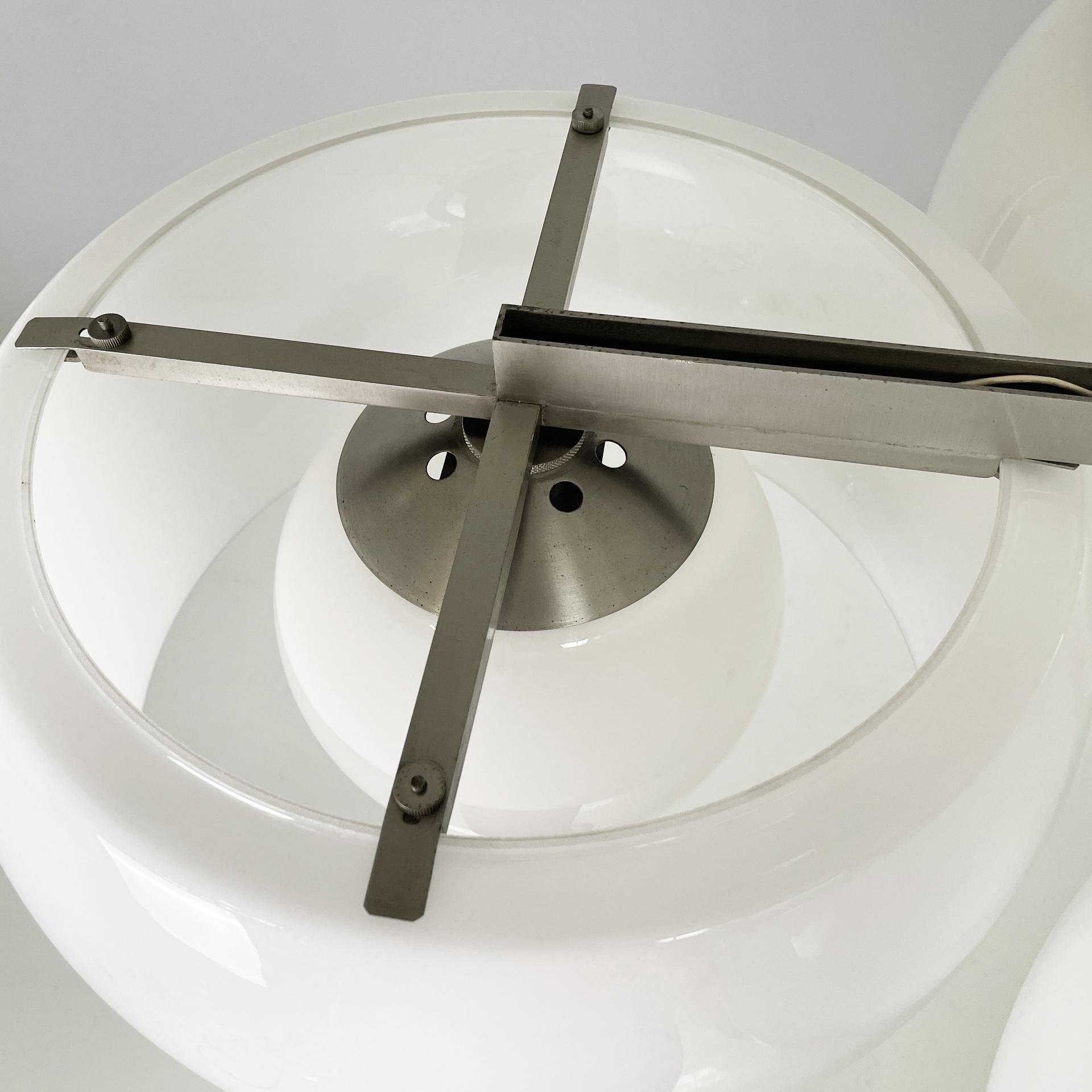 Araña moderna italiana de mediados de siglo Triclinio Magistretti Artemide en venta 1