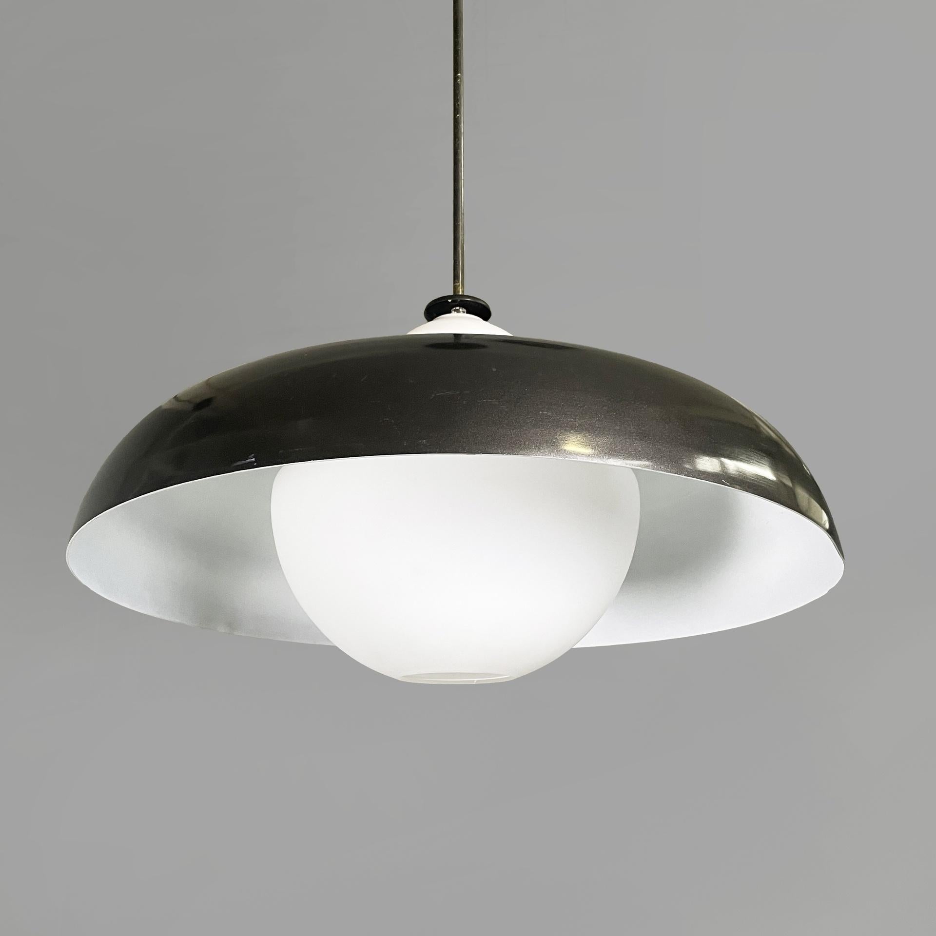 Italian mid-century modern chandeliers LS8 Caccia Dominioni Azucena 1960s In condizioni discrete in vendita a MIlano, IT