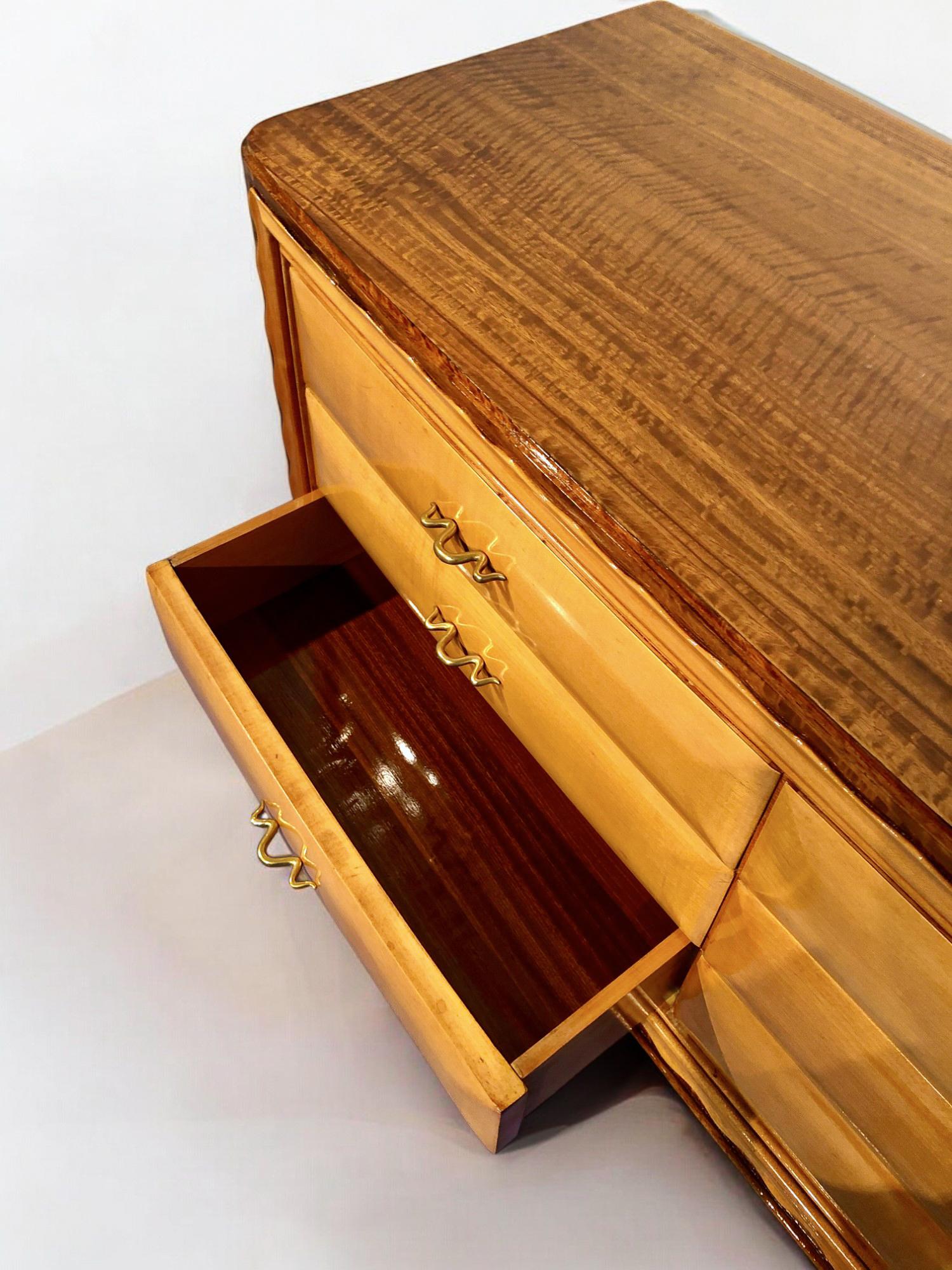 Italienische Mid-Century-Modern-Kommode von Paolo Buffa, 1950er Jahre im Angebot 8