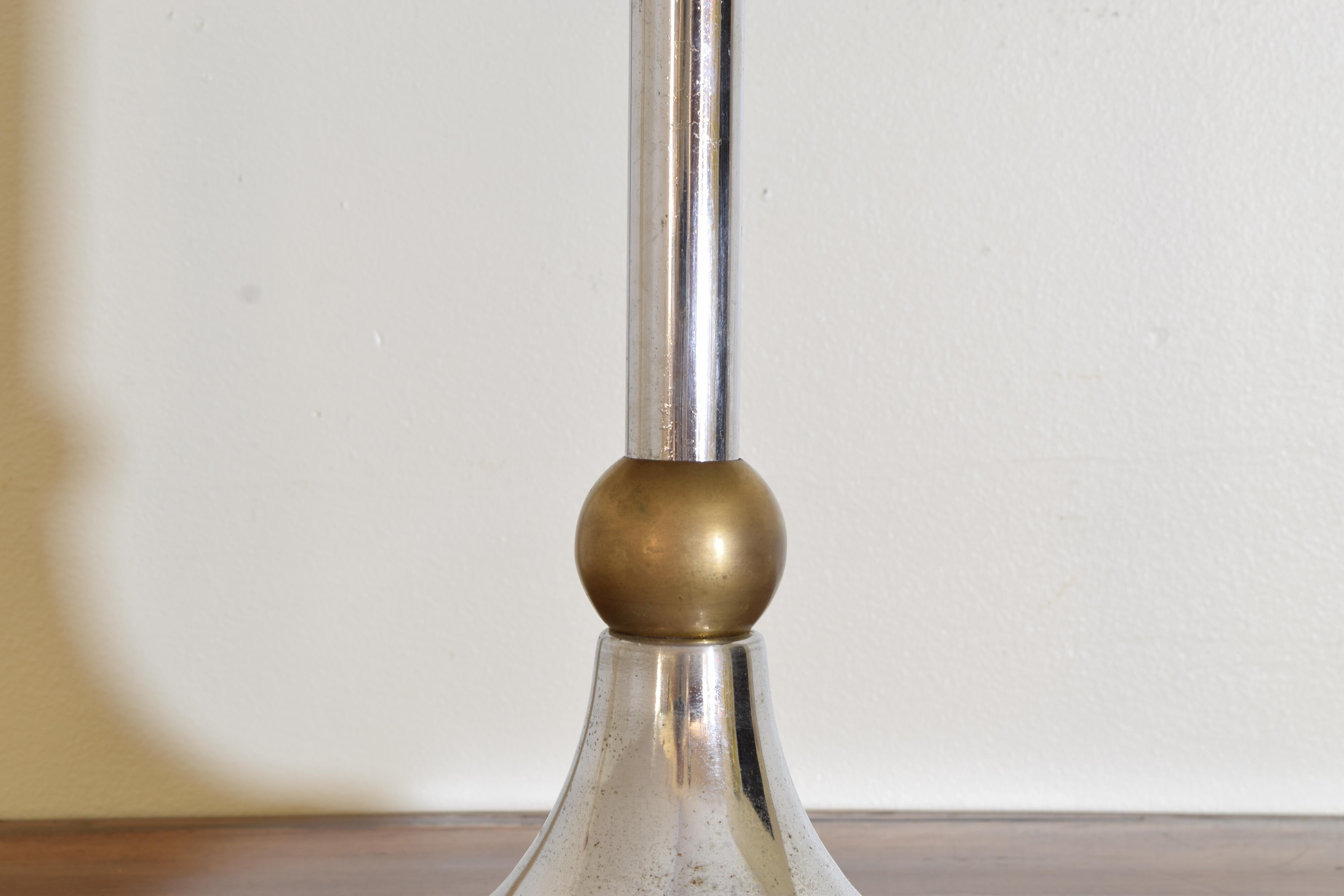 Italian Mid Century Modern Chrome and Brass Table Lamp, early 2nd half 20th cen. For Sale 1