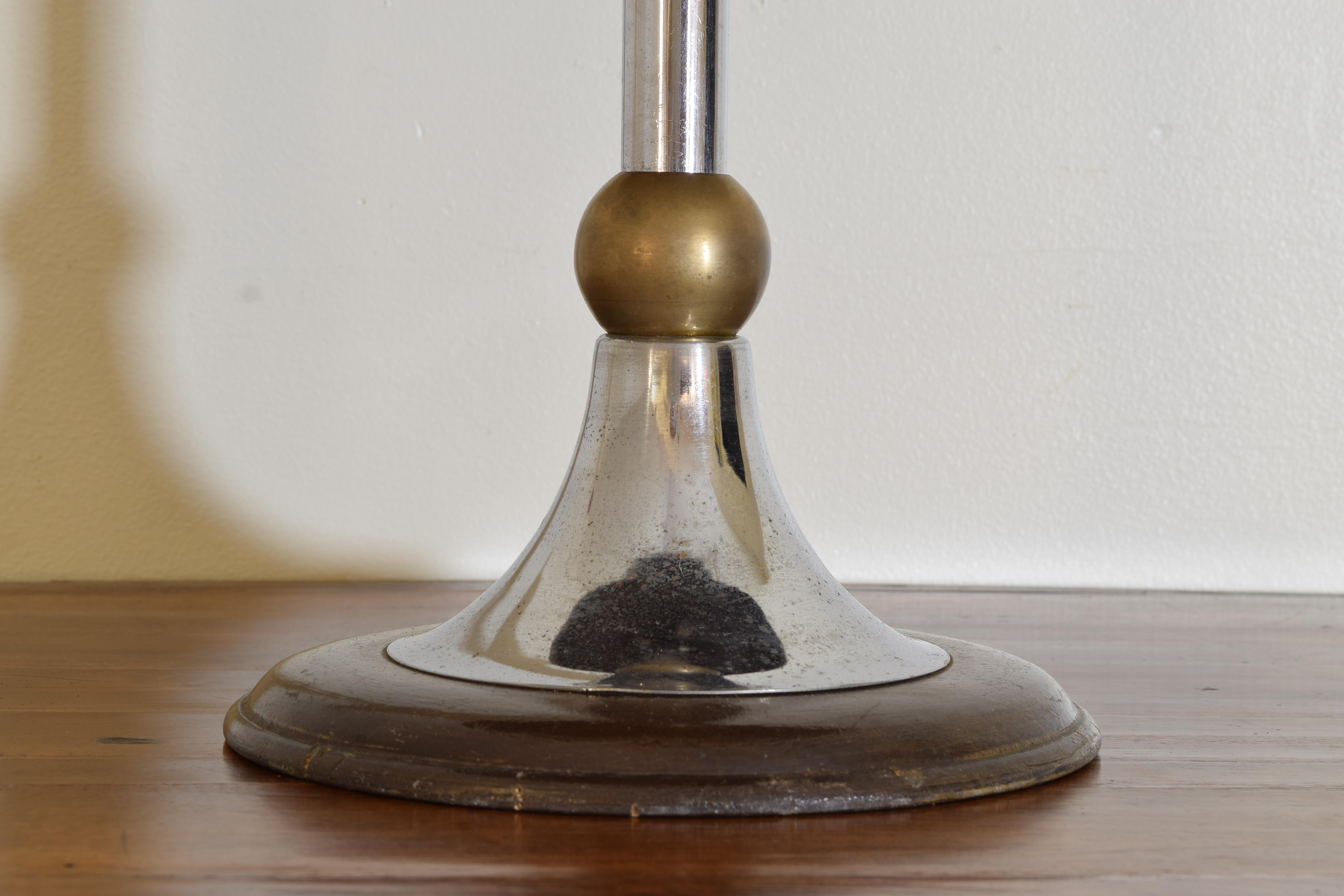 Italian Mid Century Modern Chrome and Brass Table Lamp, early 2nd half 20th cen. For Sale 3