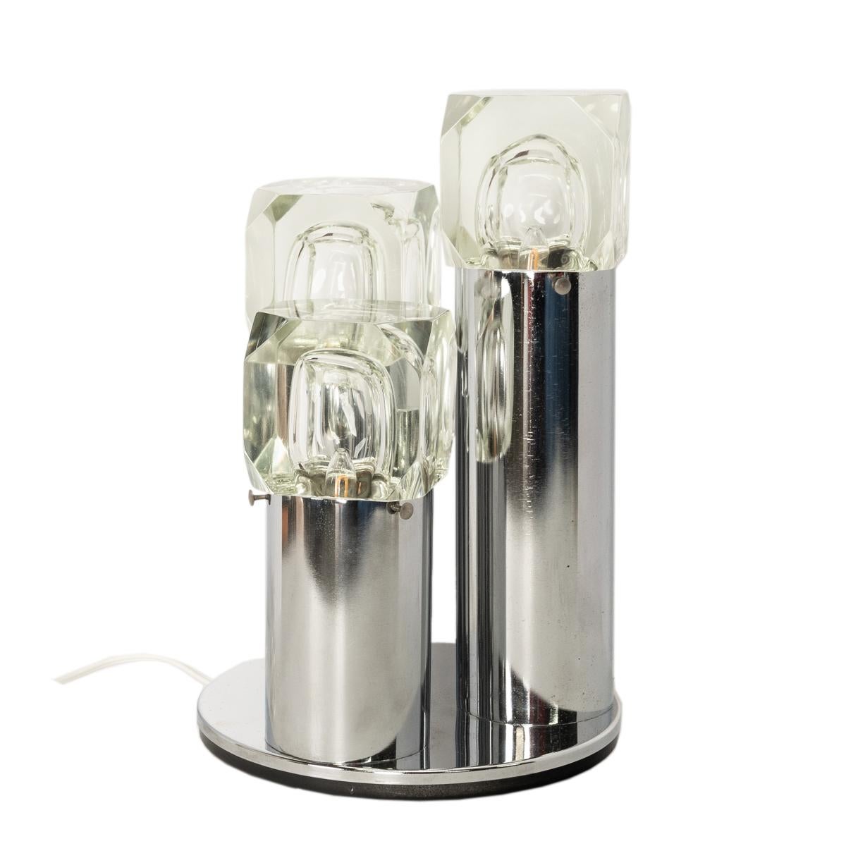 Italienische Mid-Century-Modern-Eiswürfel-Tischlampe aus Chromglas von Gaetano Sciolari  im Zustand „Gut“ im Angebot in Portland, OR