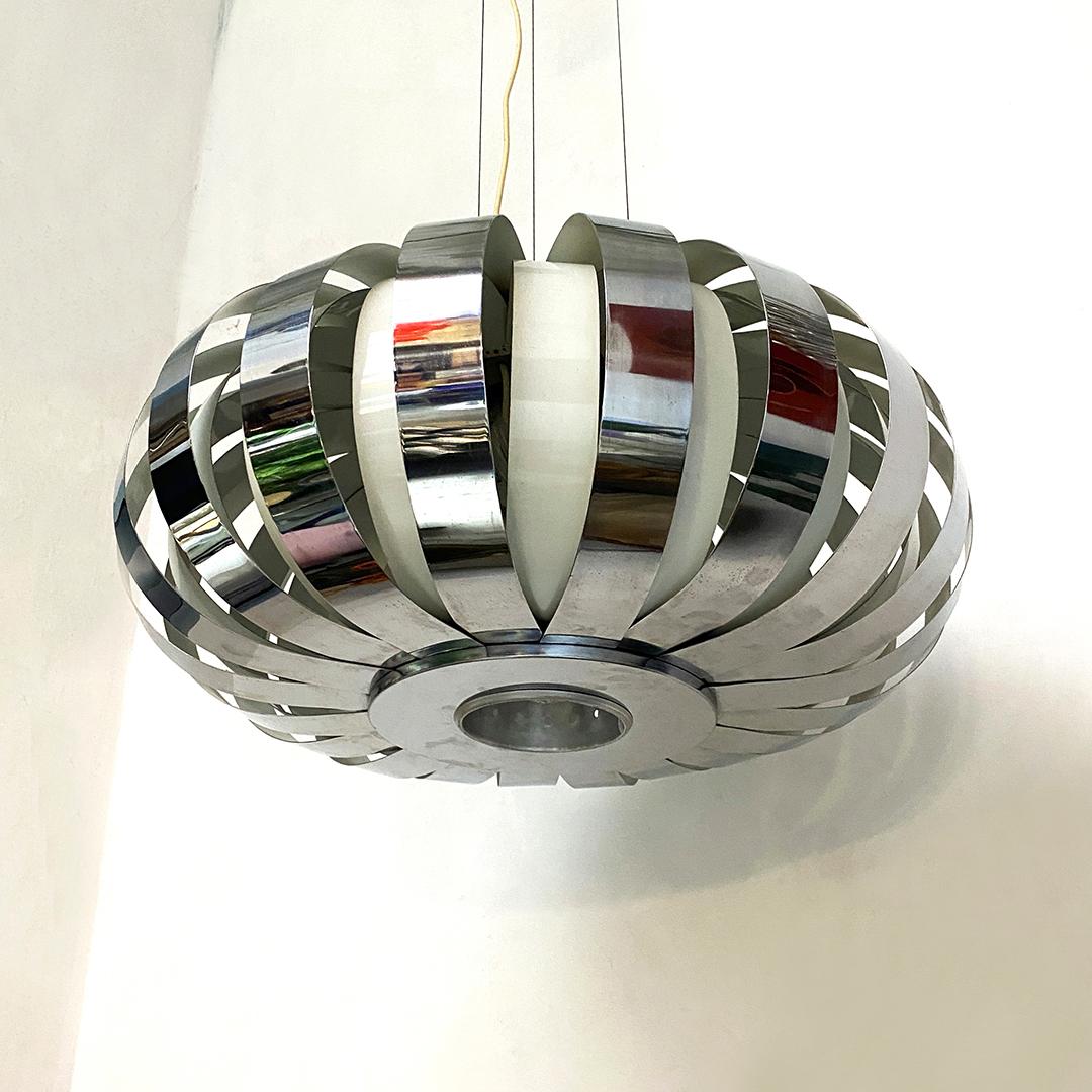 Italian Mid-Century Modern Chromed Chandelier with Steel Bands, 1970s 1