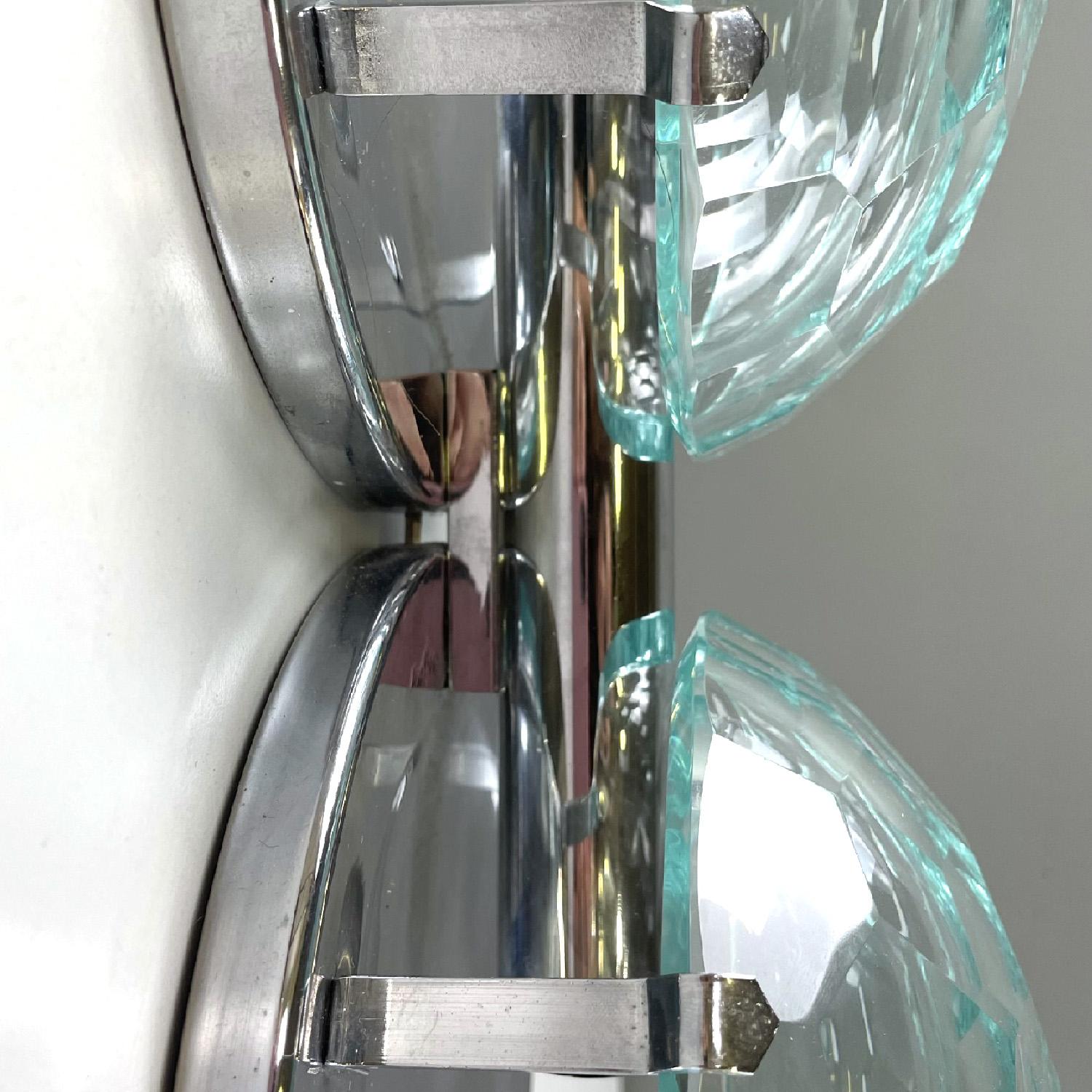 Italian mid-century modern chromed metal and faceted glass wall lights, 1960s For Sale 3