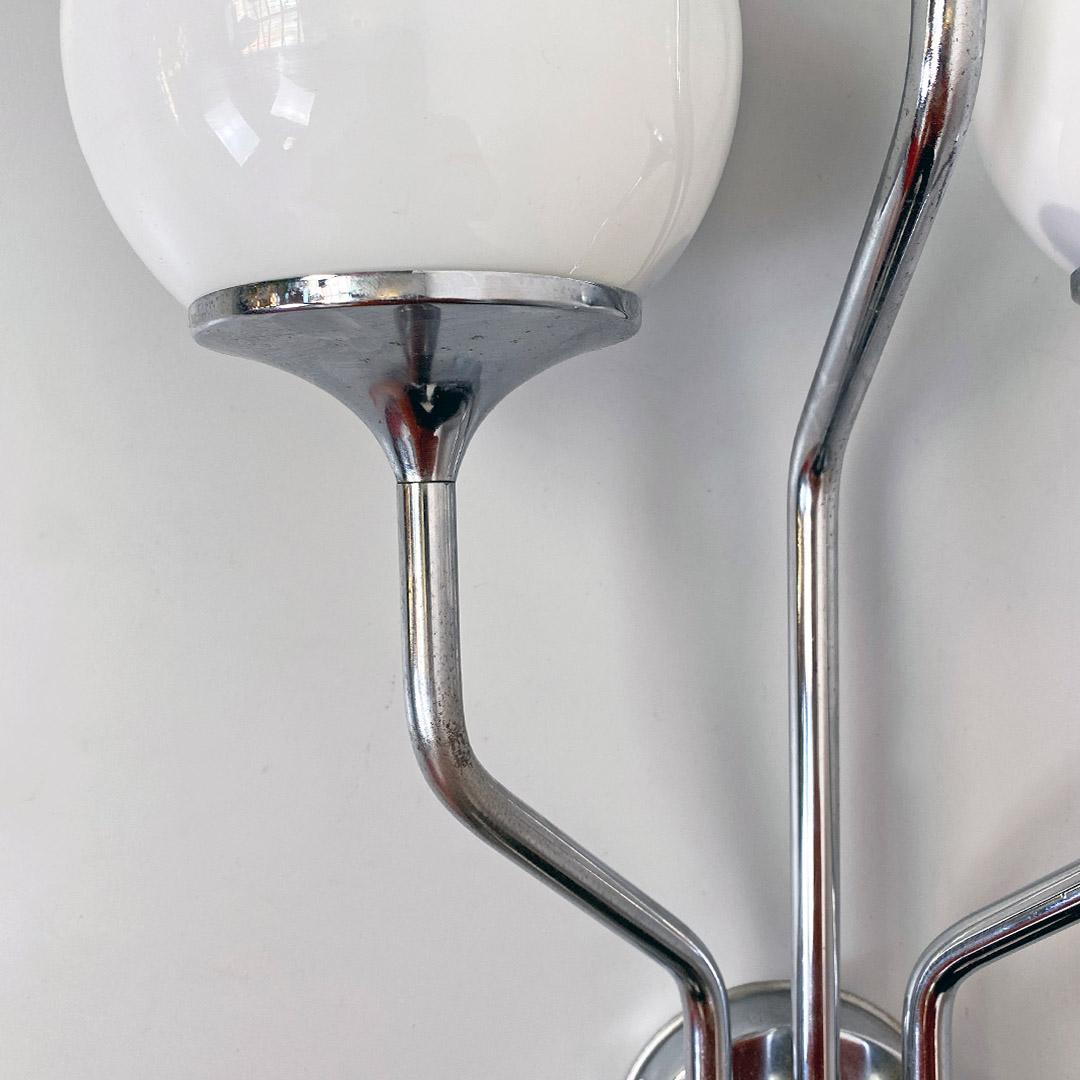 Italian Mid-Century Modern Chromed Steel and Glossy Glass Wall Lamp, 1970s For Sale 3