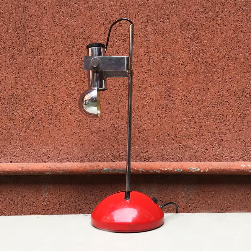 Italian Mid-Century Modern Chromed Steel Lamp by Robert Sonneman for Luci, 1970s In Good Condition In MIlano, IT