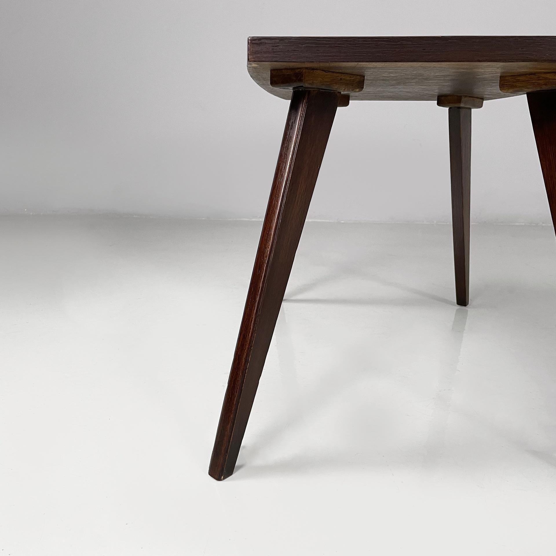 Italian mid-century modern coffe table in dark wood, 1960s For Sale 6