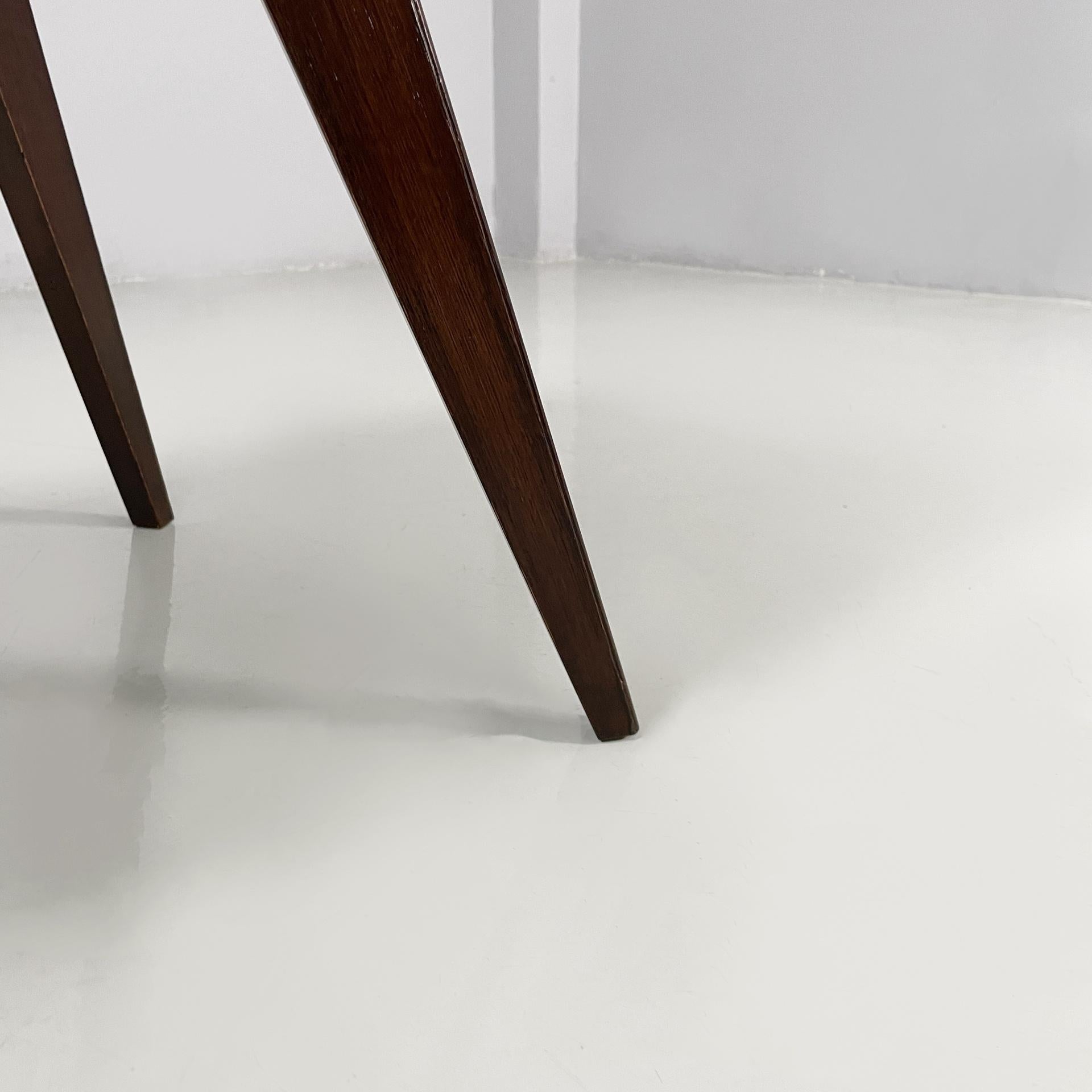 Italian mid-century modern coffe table in dark wood, 1960s For Sale 7