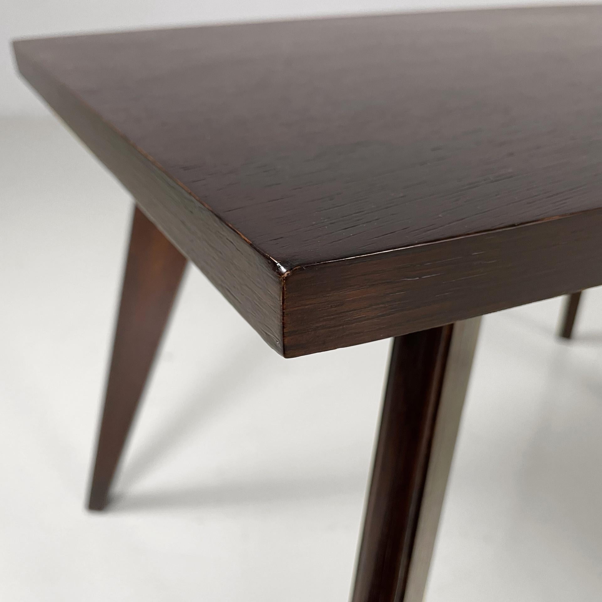 Italian mid-century modern coffe table in dark wood, 1960s For Sale 3