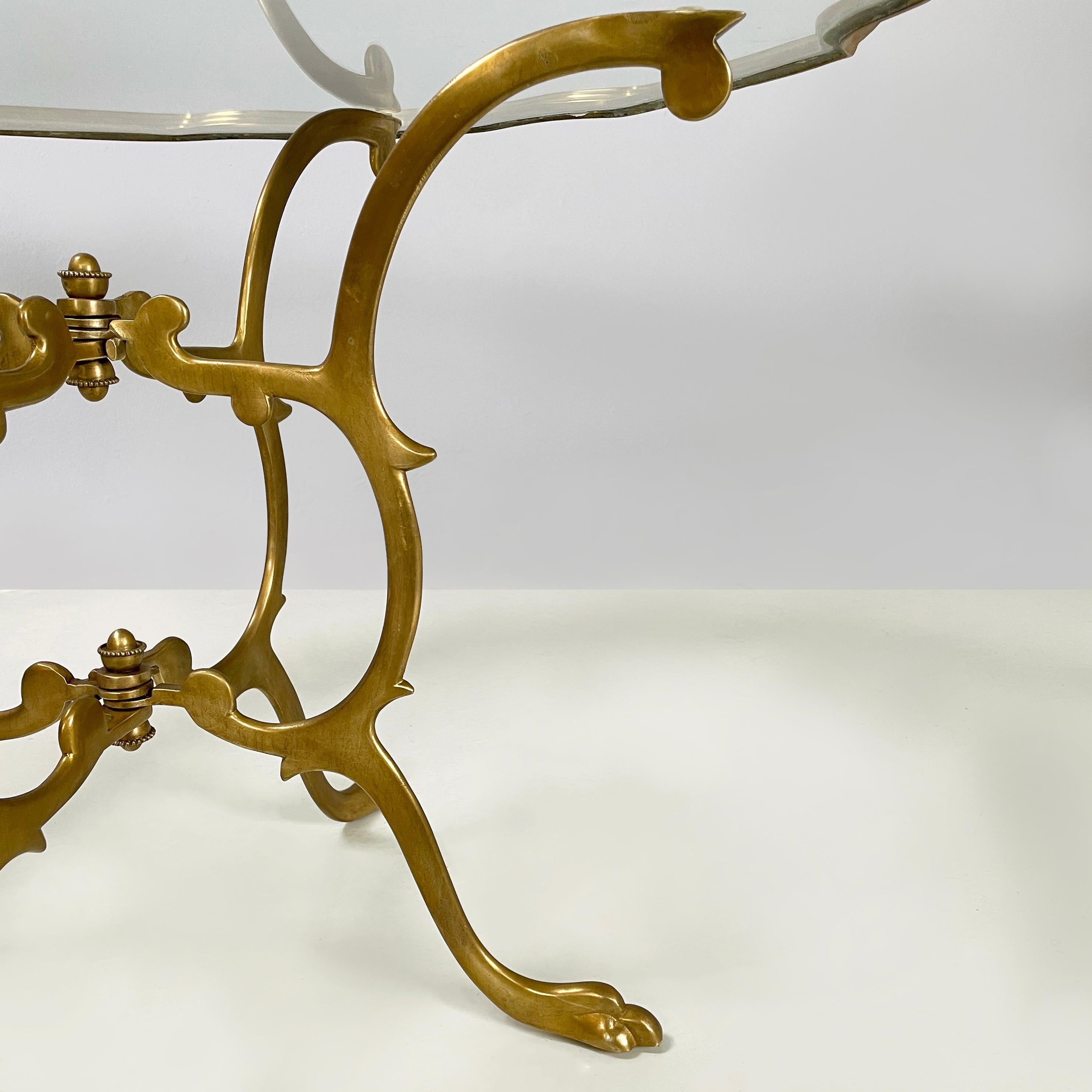 Italian mid-century modern Coffee table in glass and brass, 1960s For Sale 7