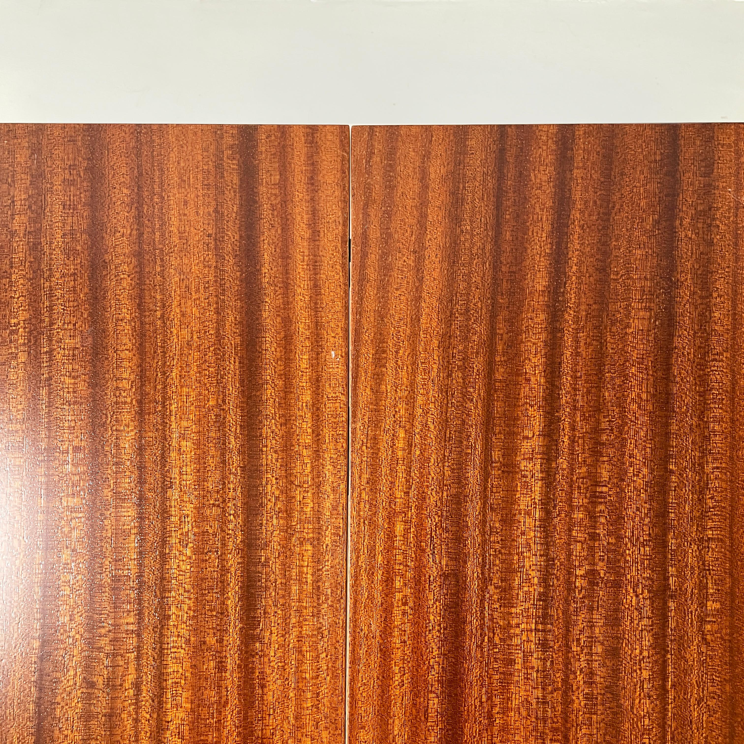 Mesa de centro italiana moderna de mediados de siglo con tablero extensible de madera, años 60 en venta 3