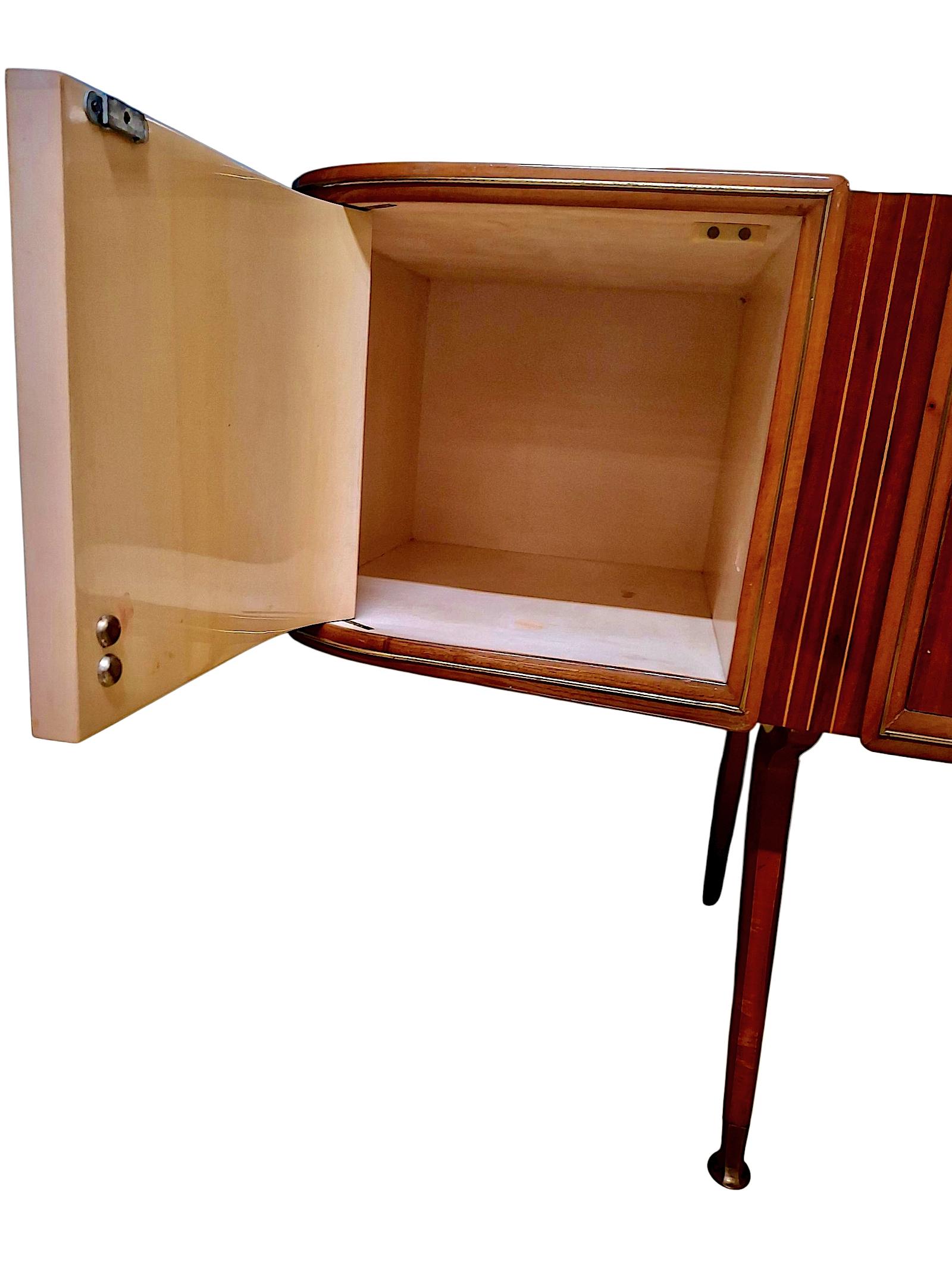 20th Century Italian Mid-century Modern Commode with Mirror For Sale